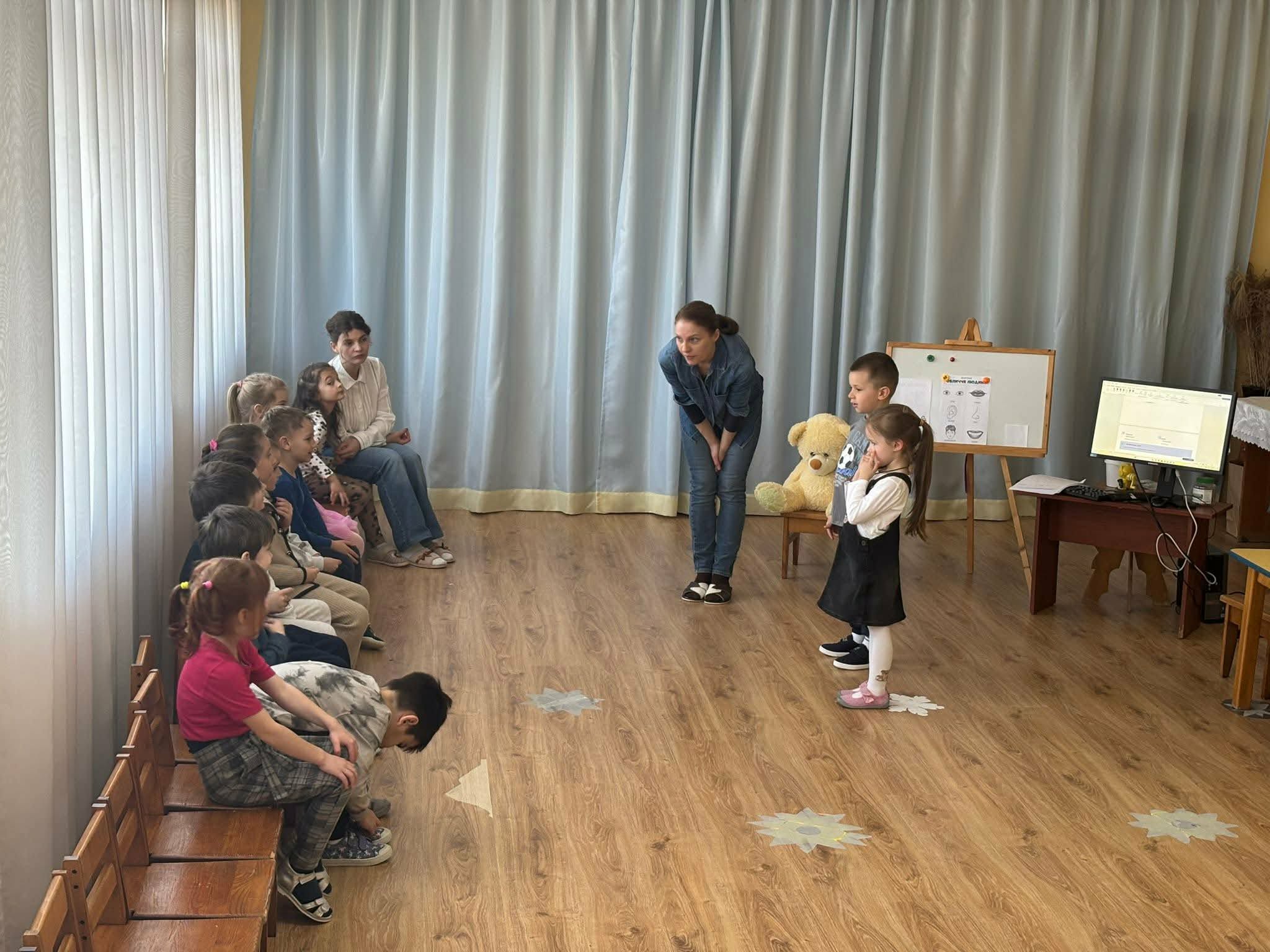 Фото без опису