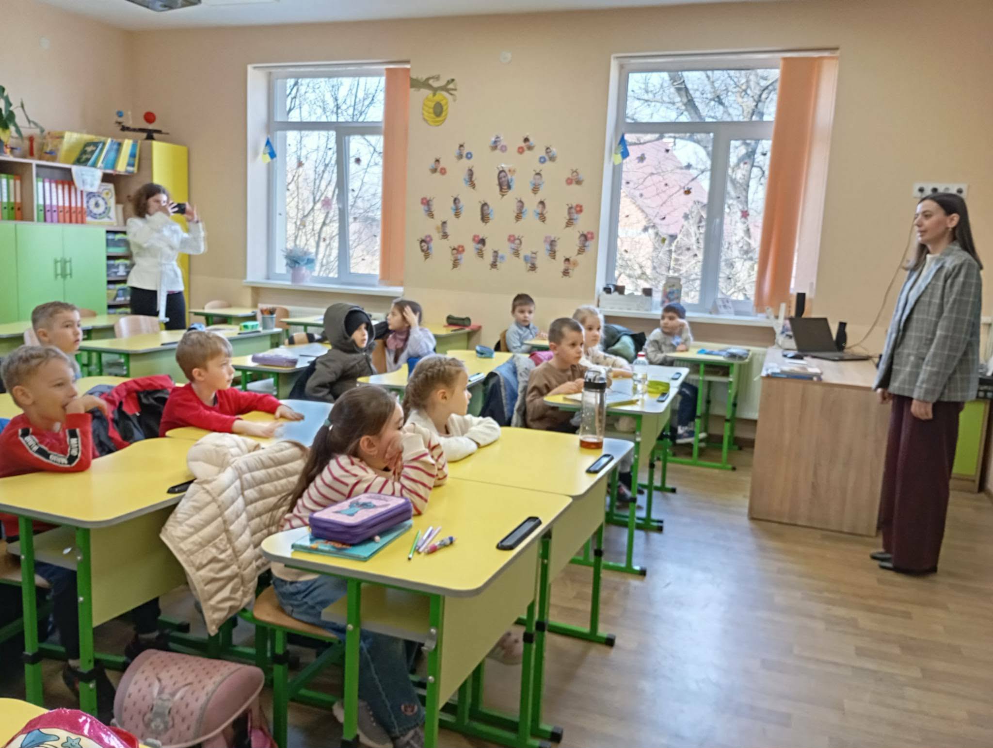 Фото без опису