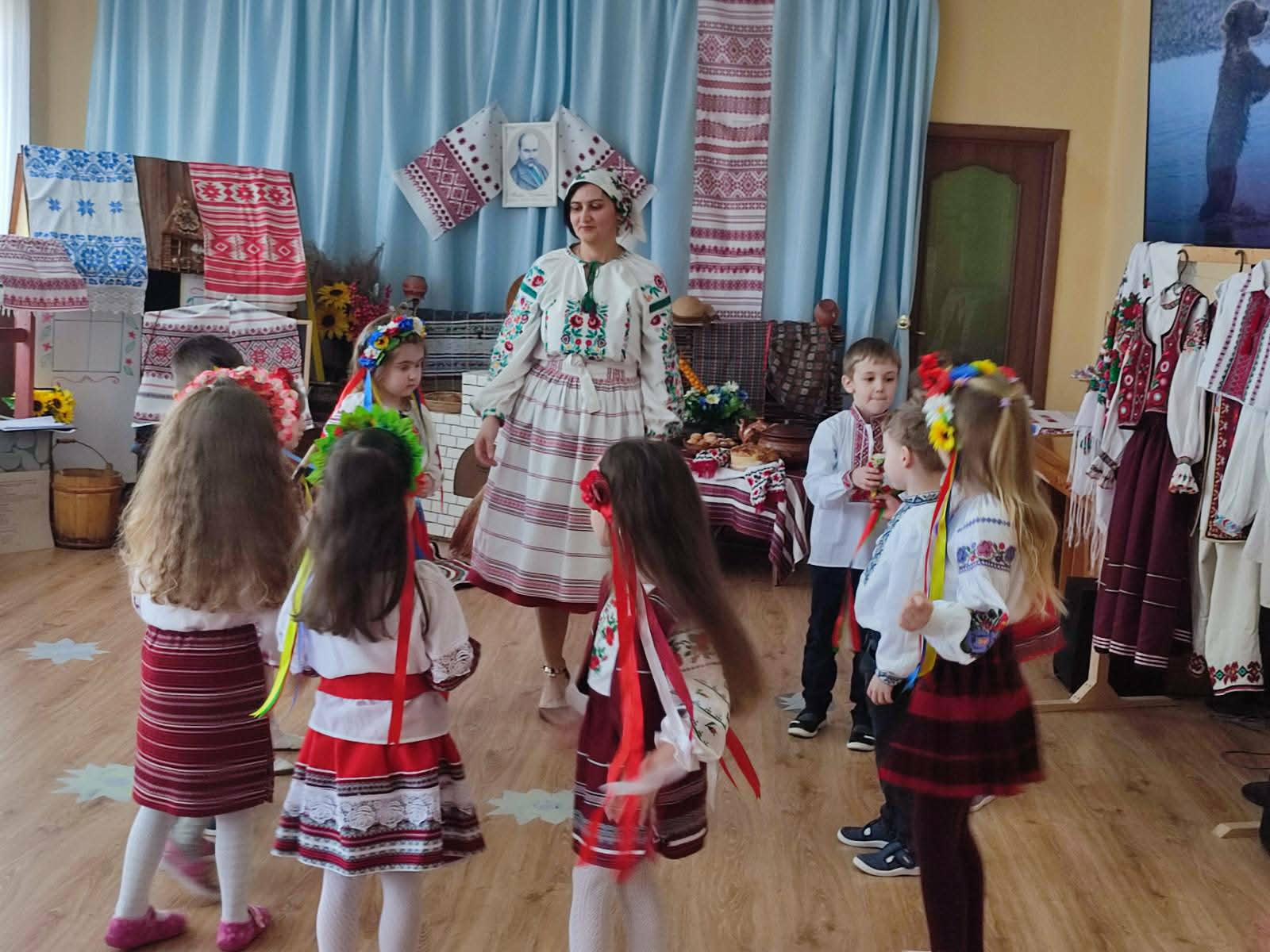 Фото без опису