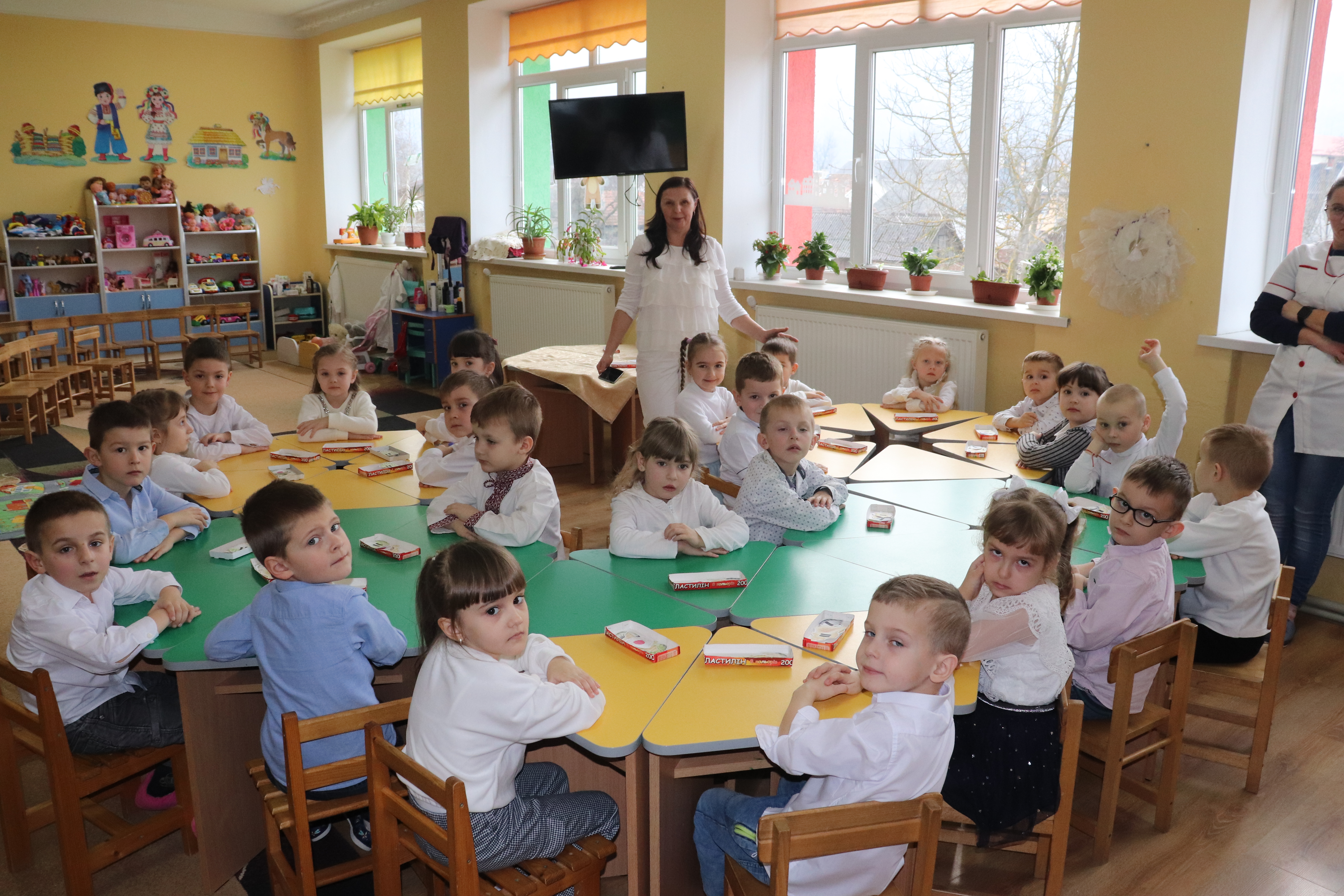 Фото без опису