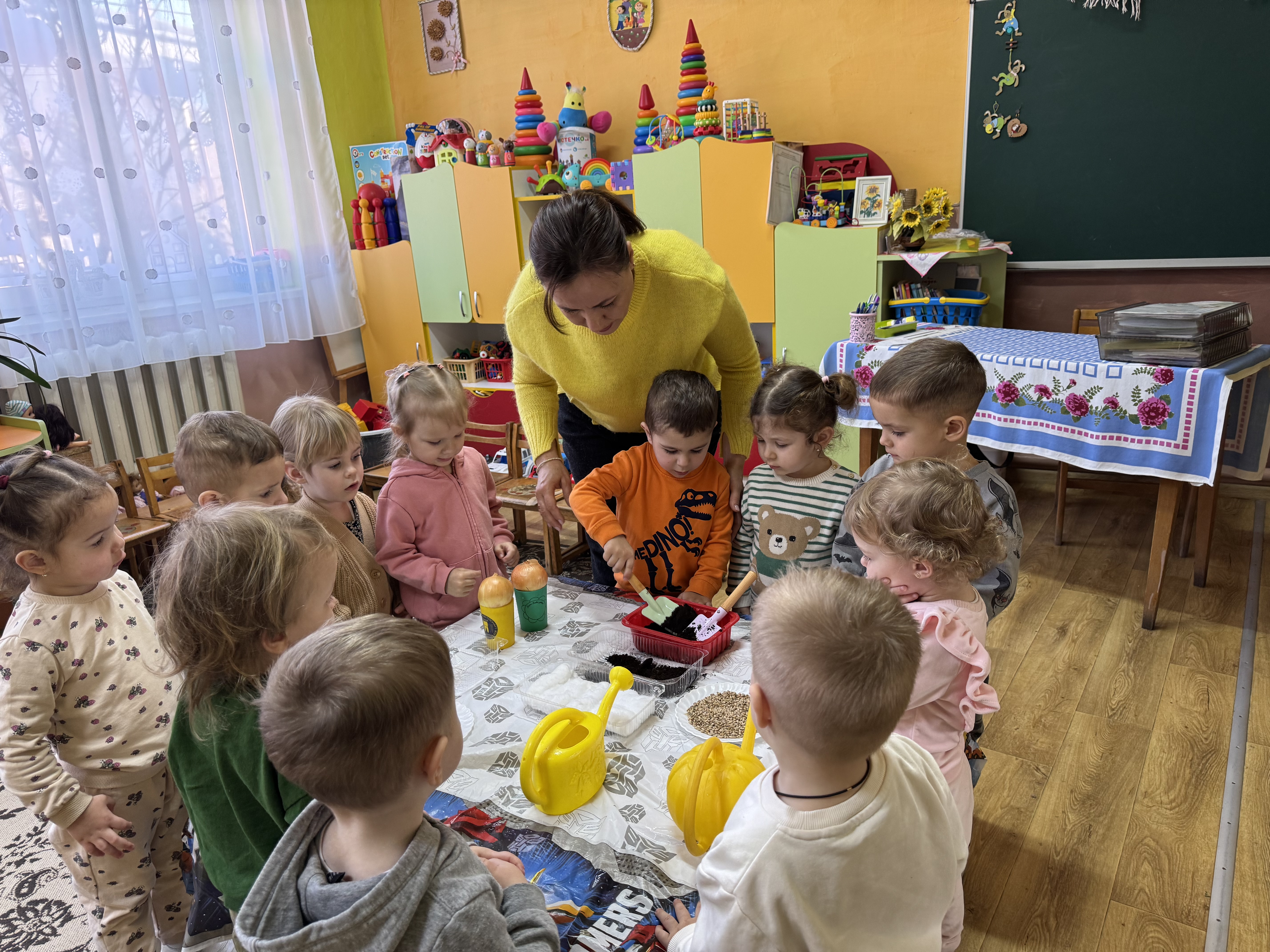 Фото без опису