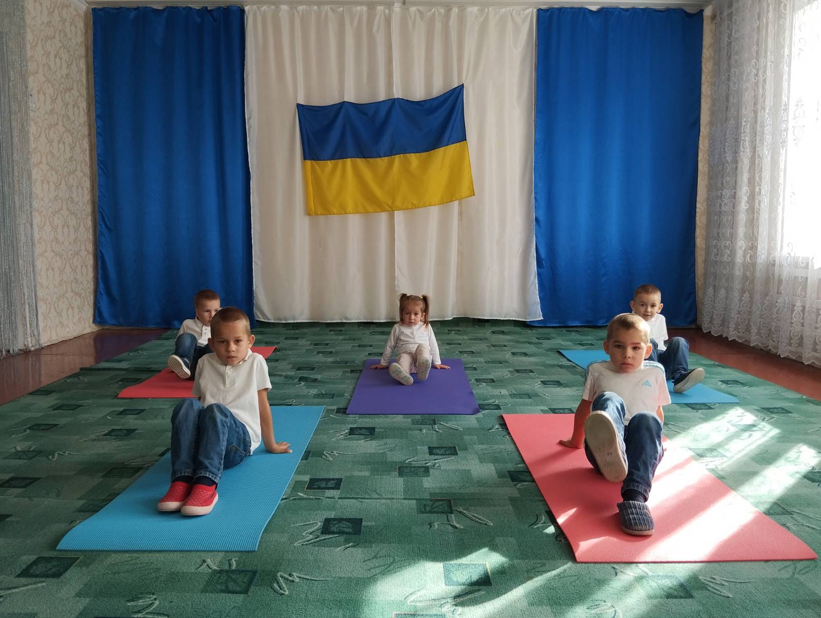 Фото без опису