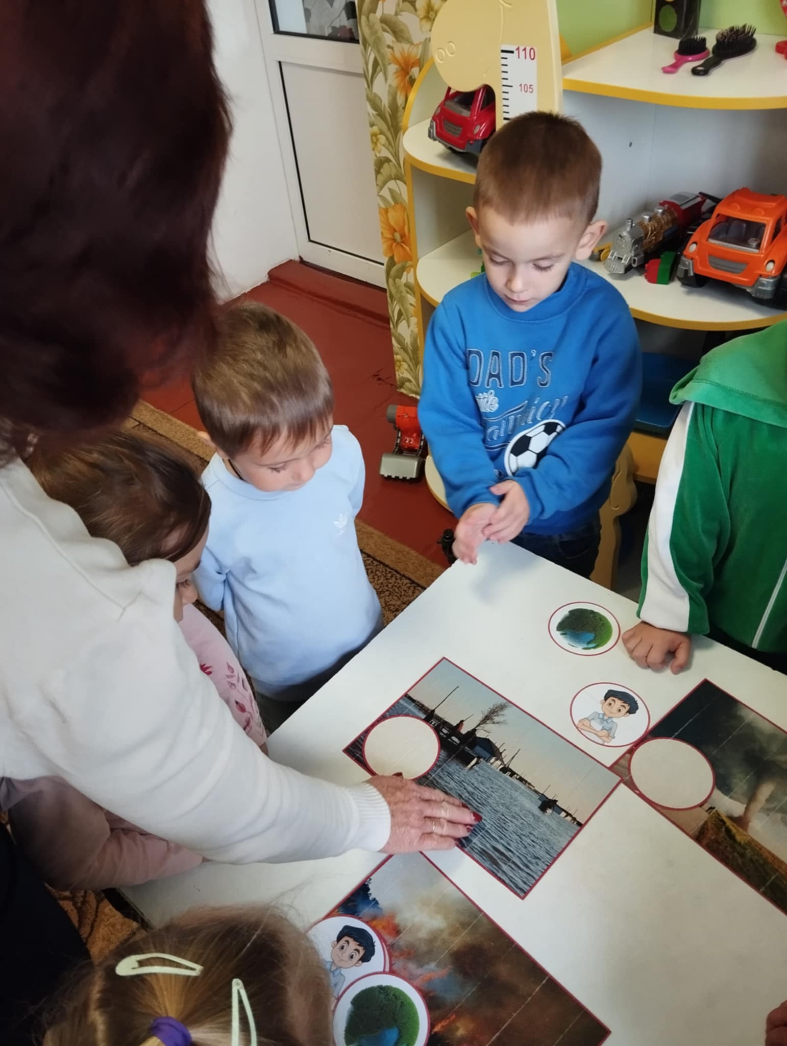 Фото без опису