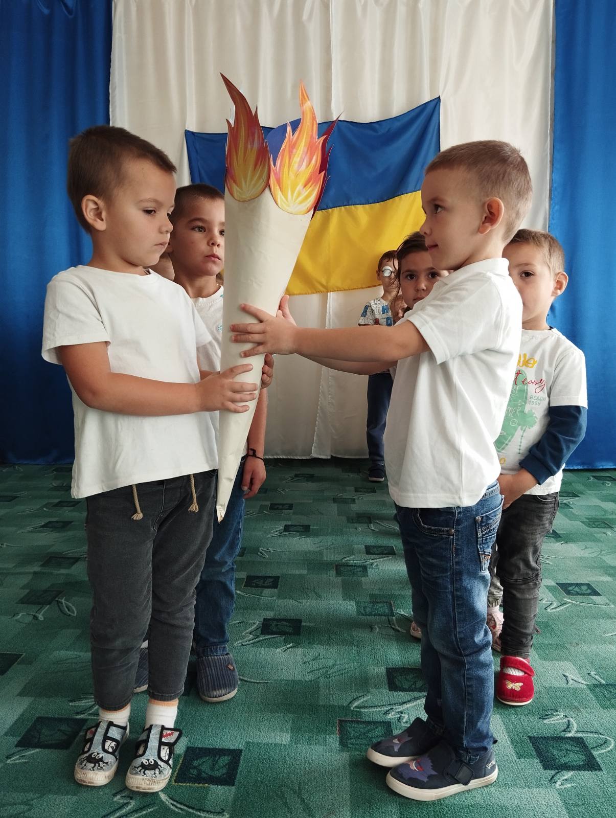 Фото без опису