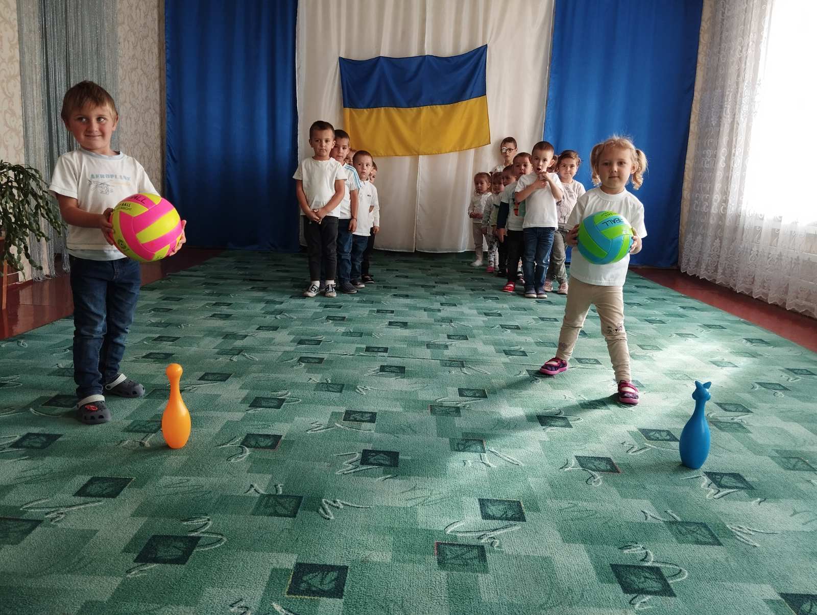 Фото без опису