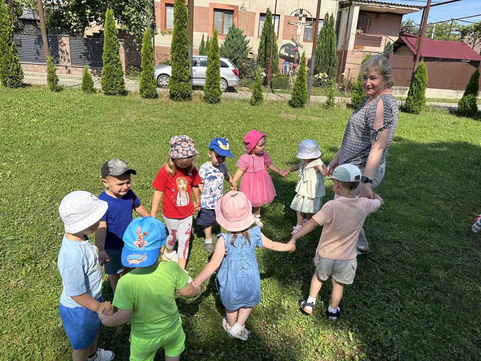 Фото без опису