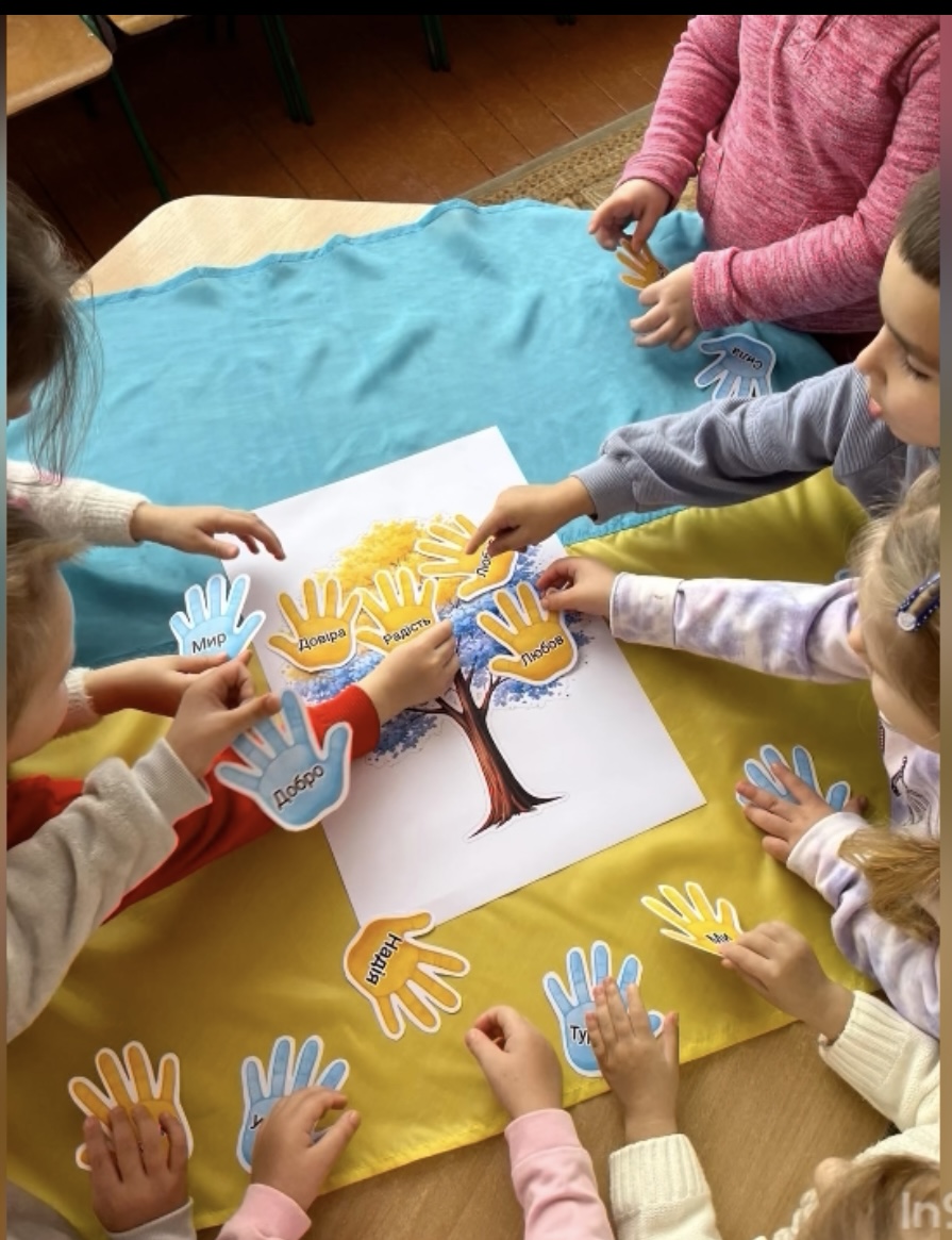 Фото без опису