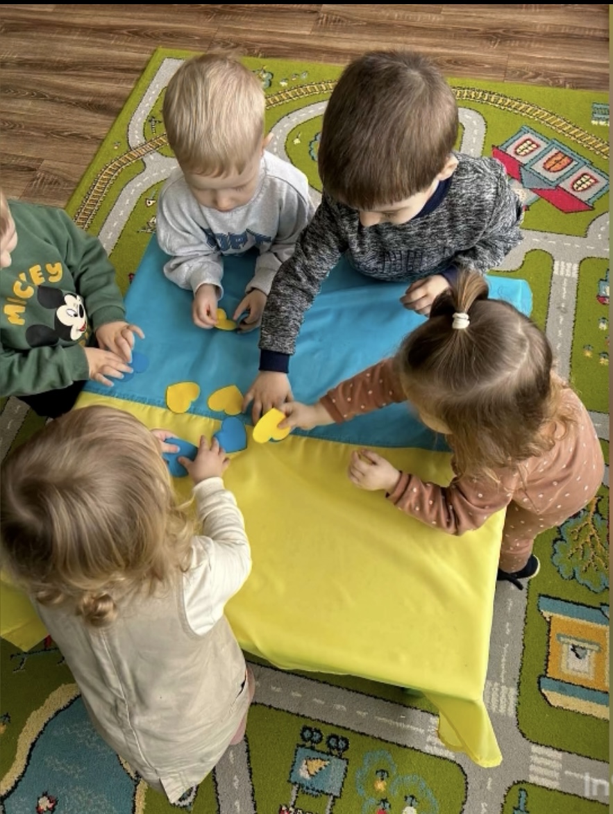 Фото без опису