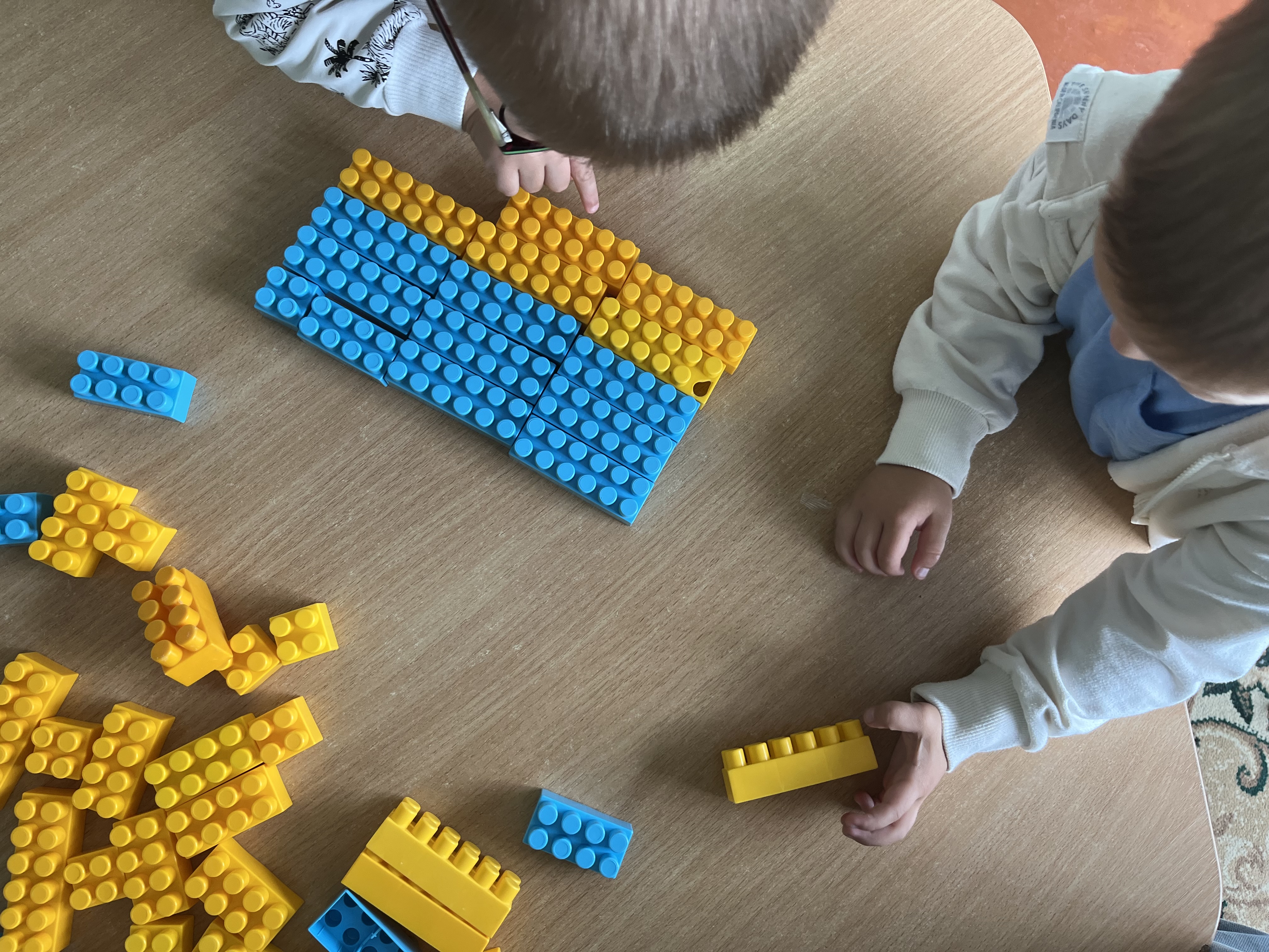 Фото без опису