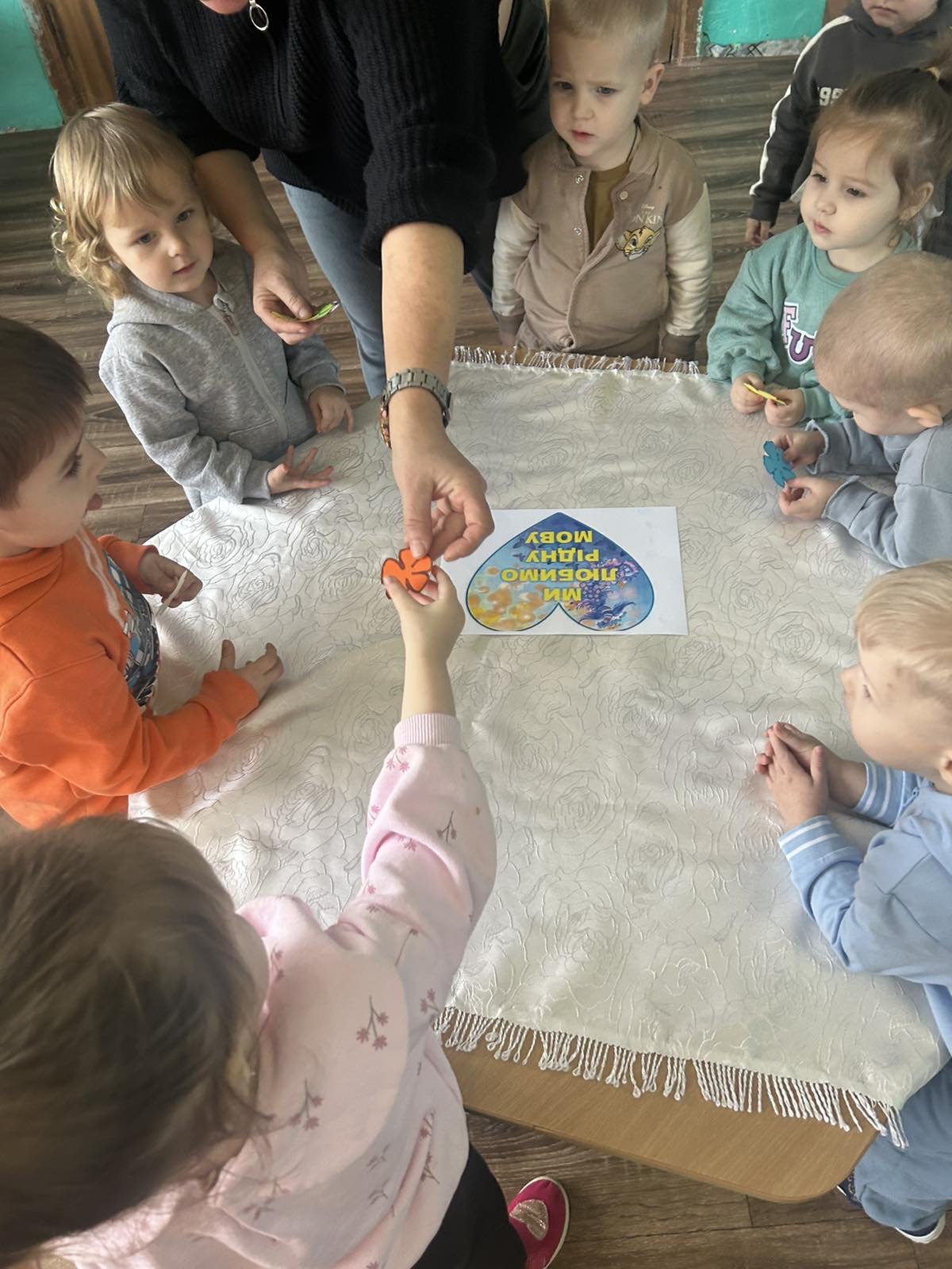 Фото без опису