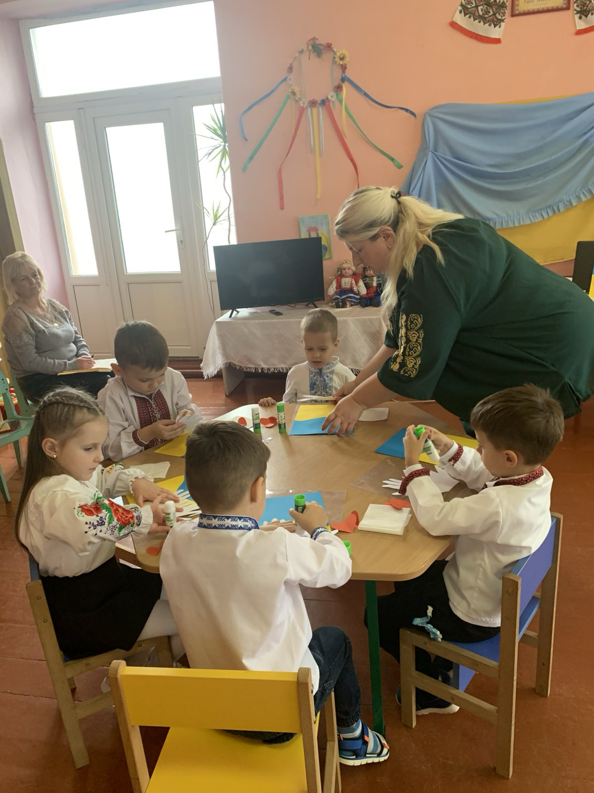 Фото без опису