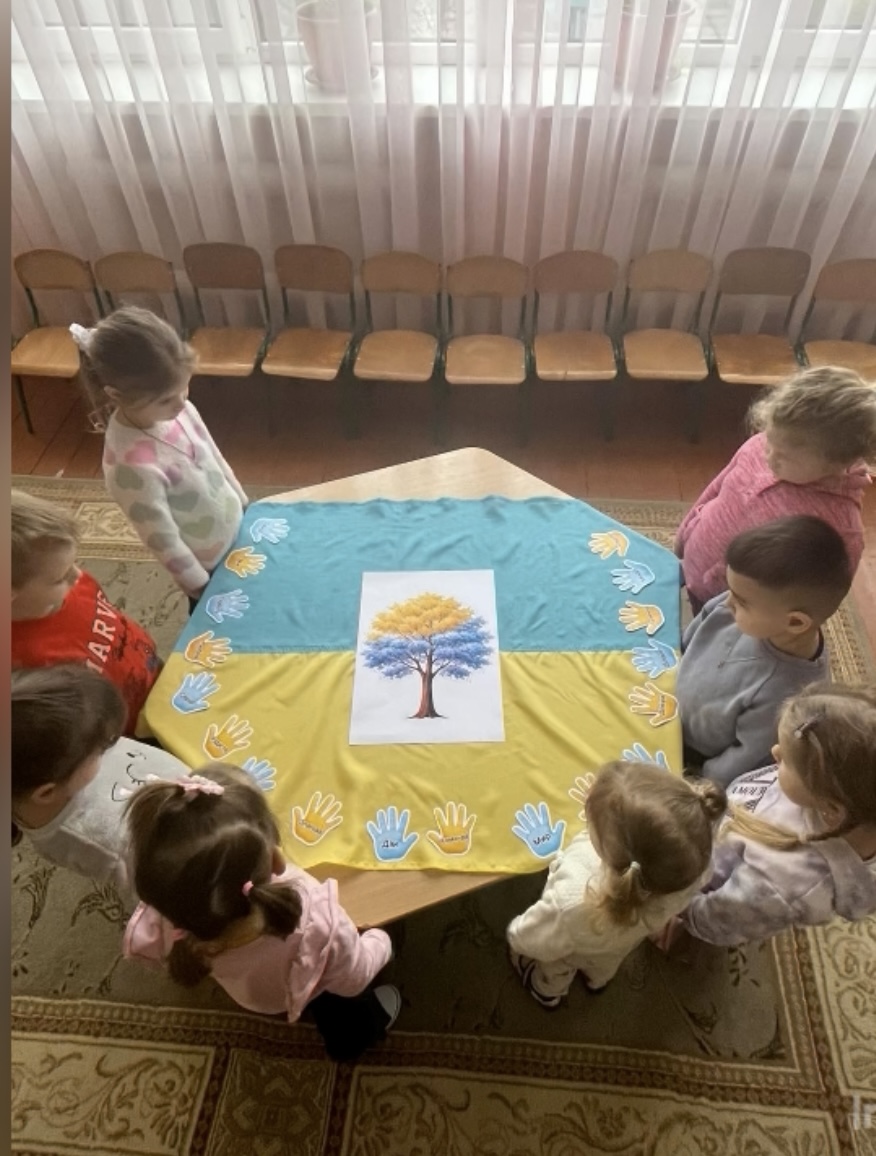 Фото без опису