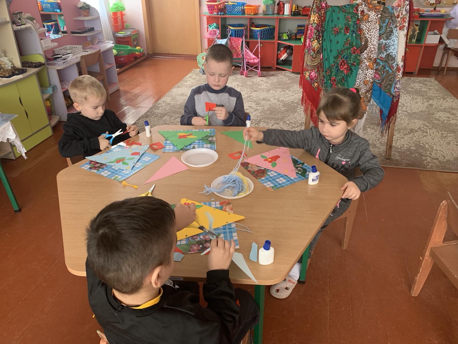 Фото без опису