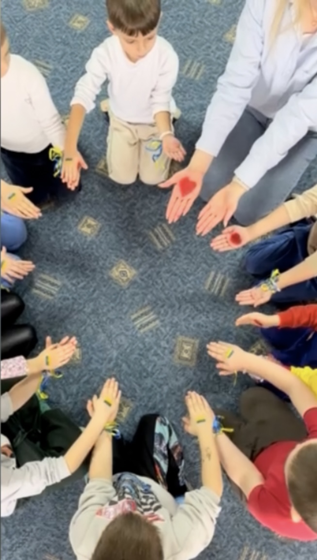 Фото без опису