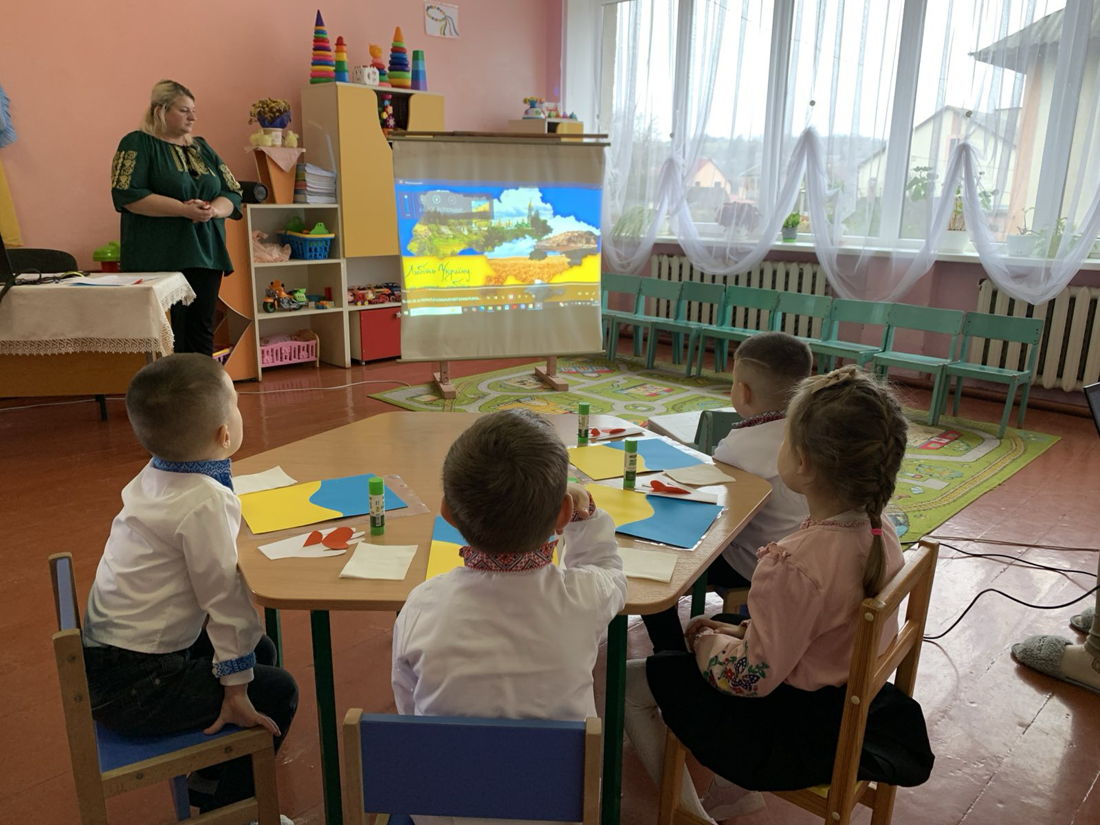 Фото без опису