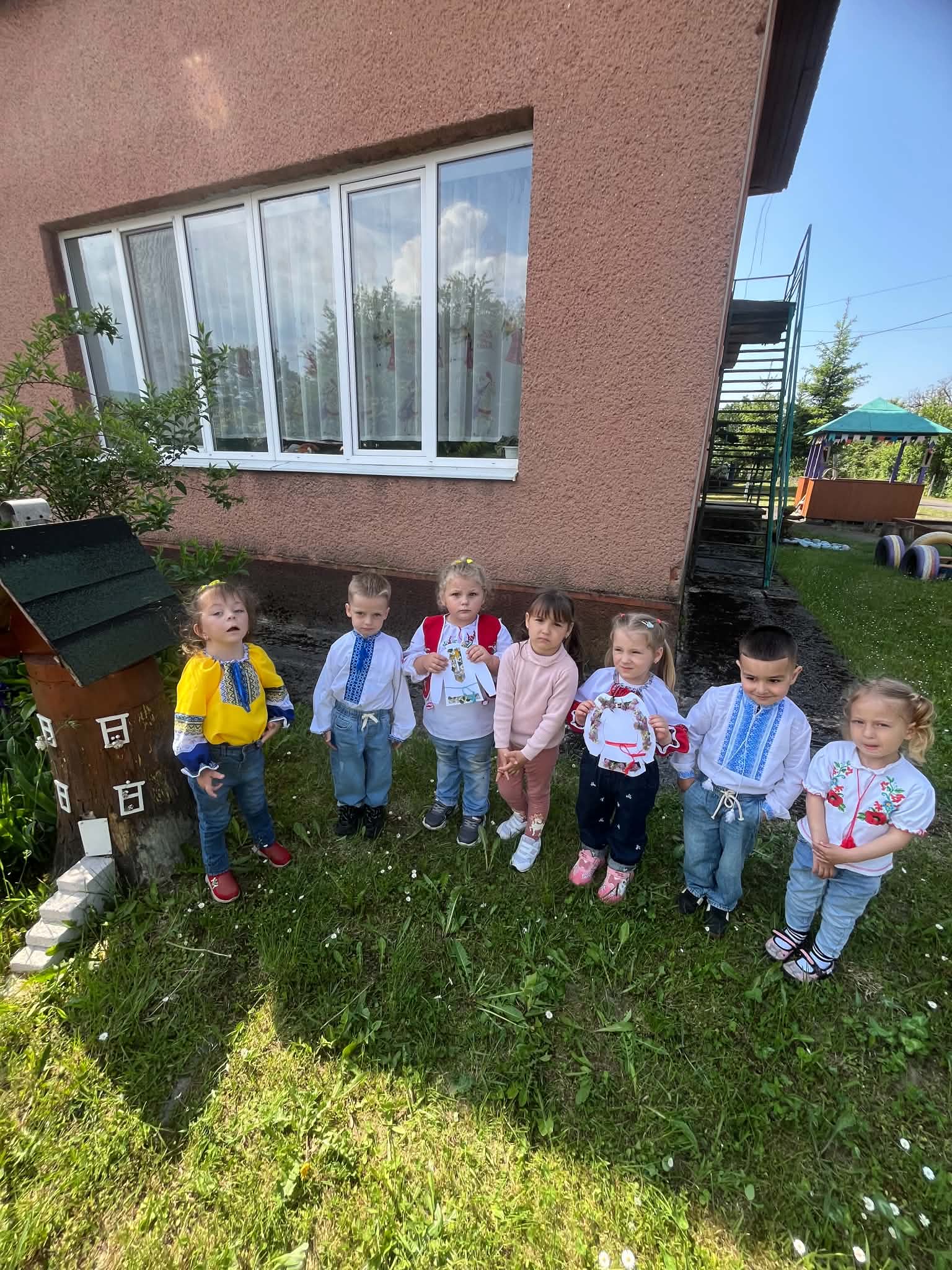 Фото без опису