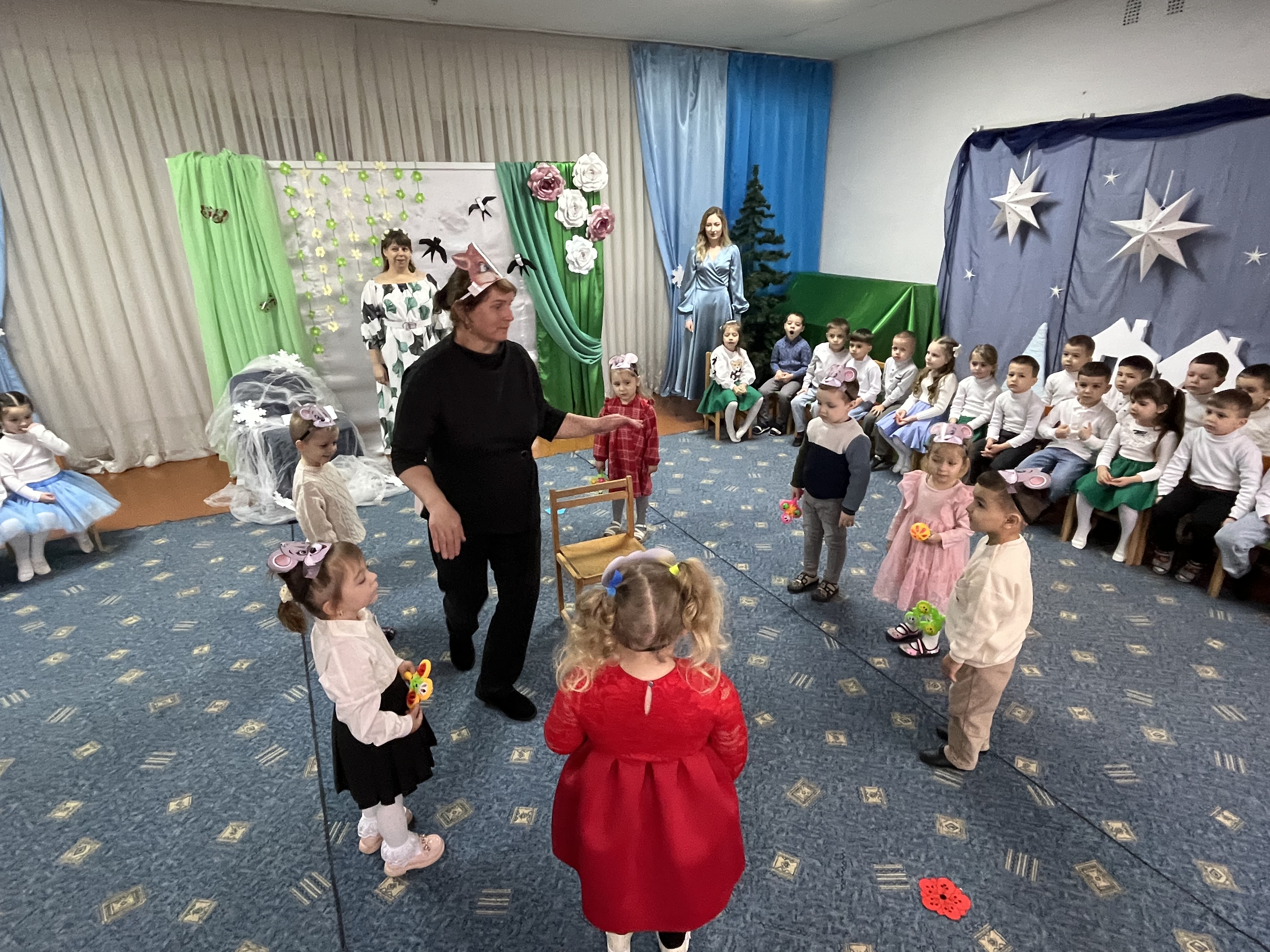 Фото без опису