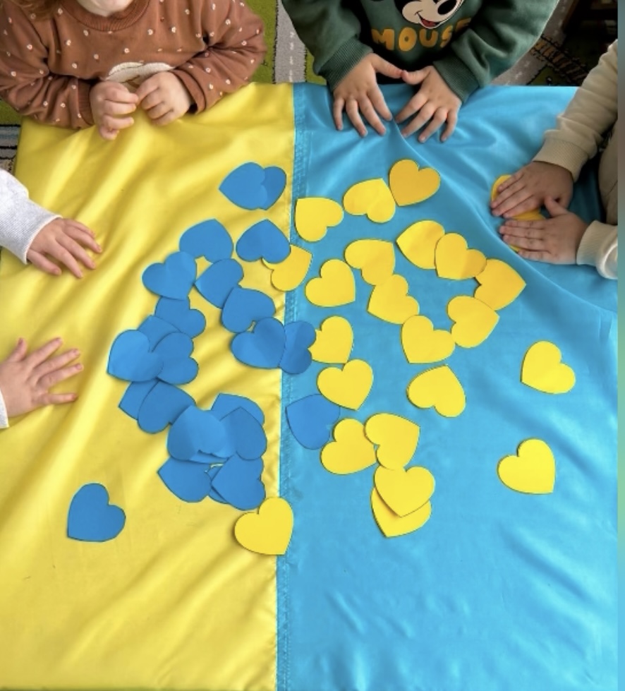 Фото без опису