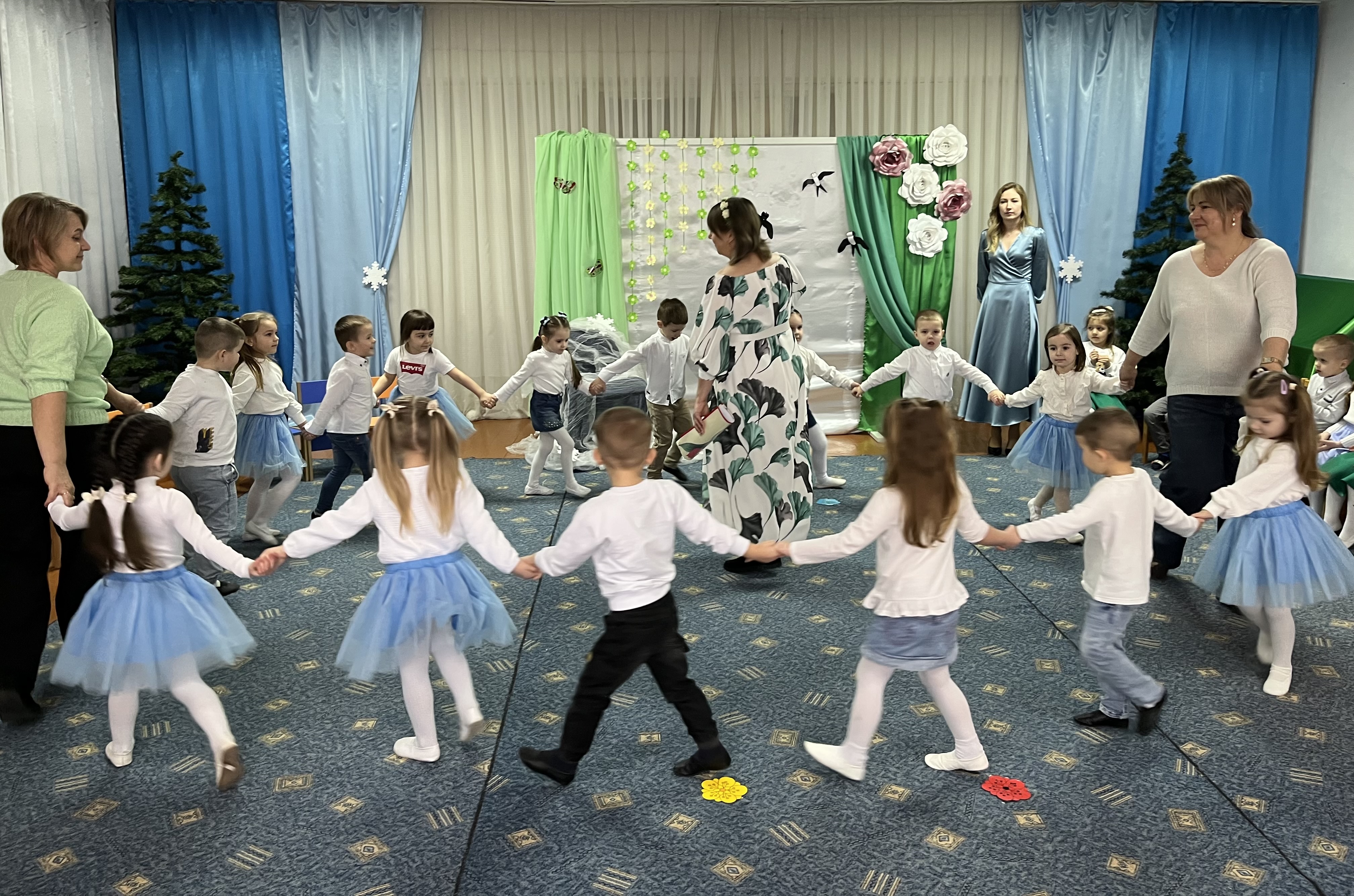 Фото без опису