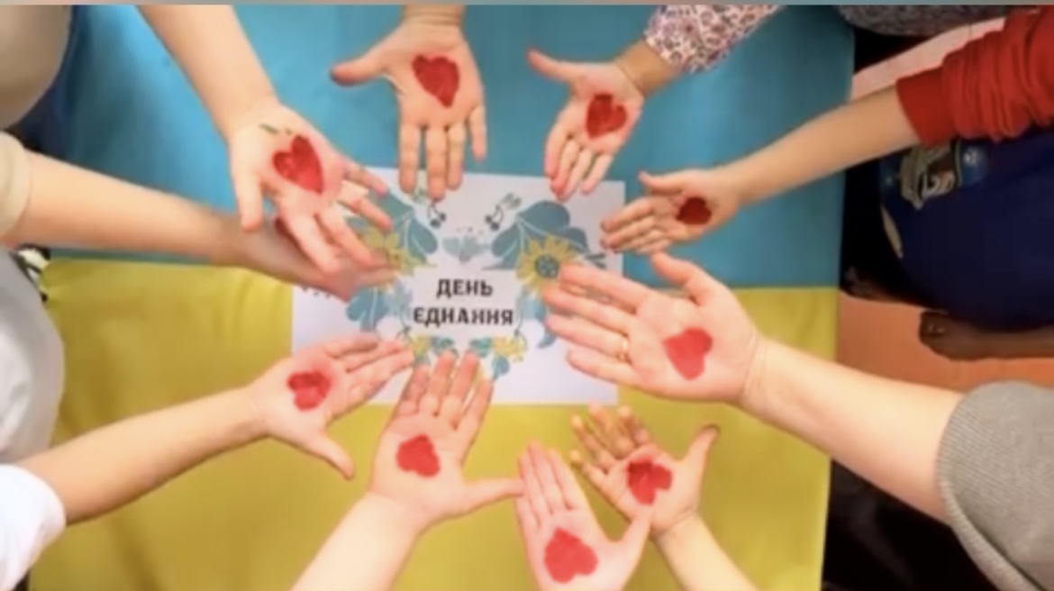 Фото без опису