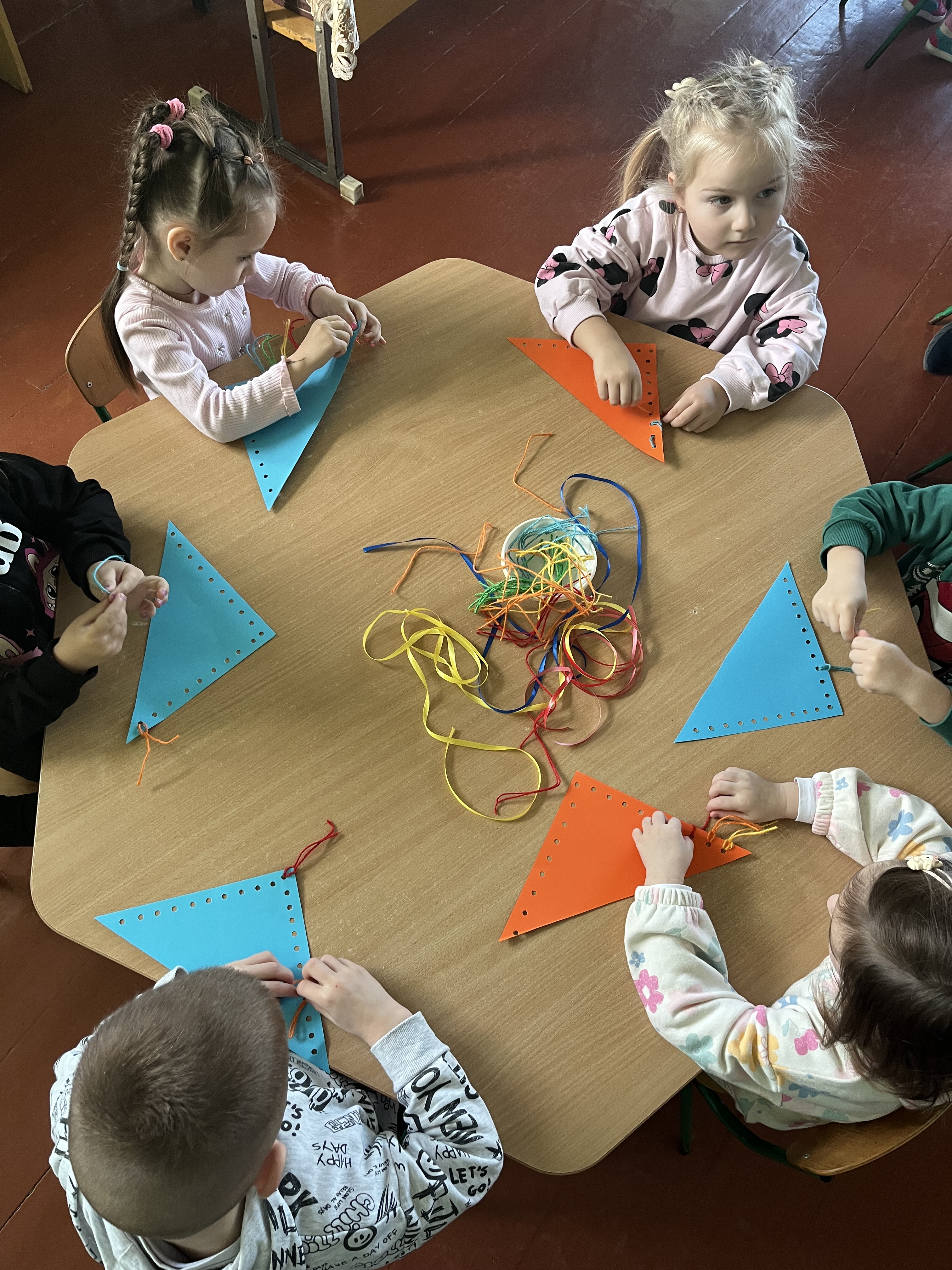 Фото без опису