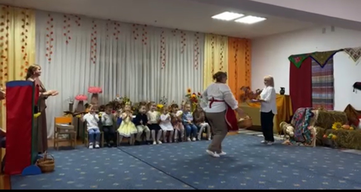 Фото без опису