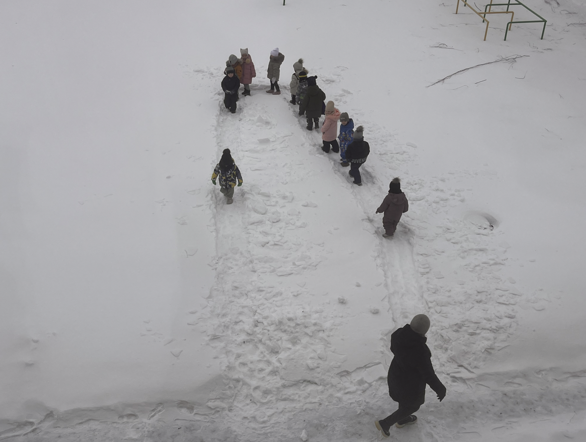 Фото без опису