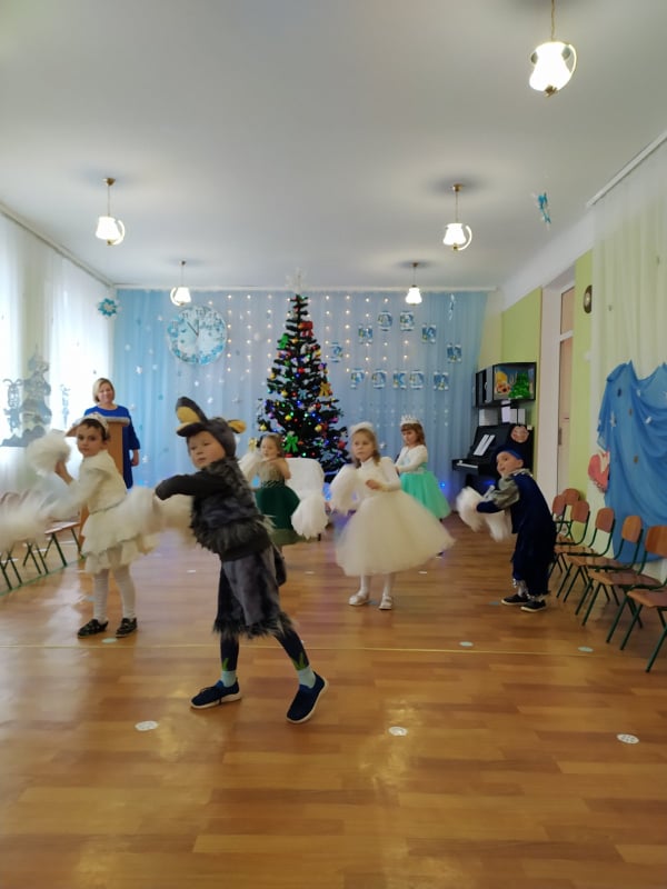 Фото без опису