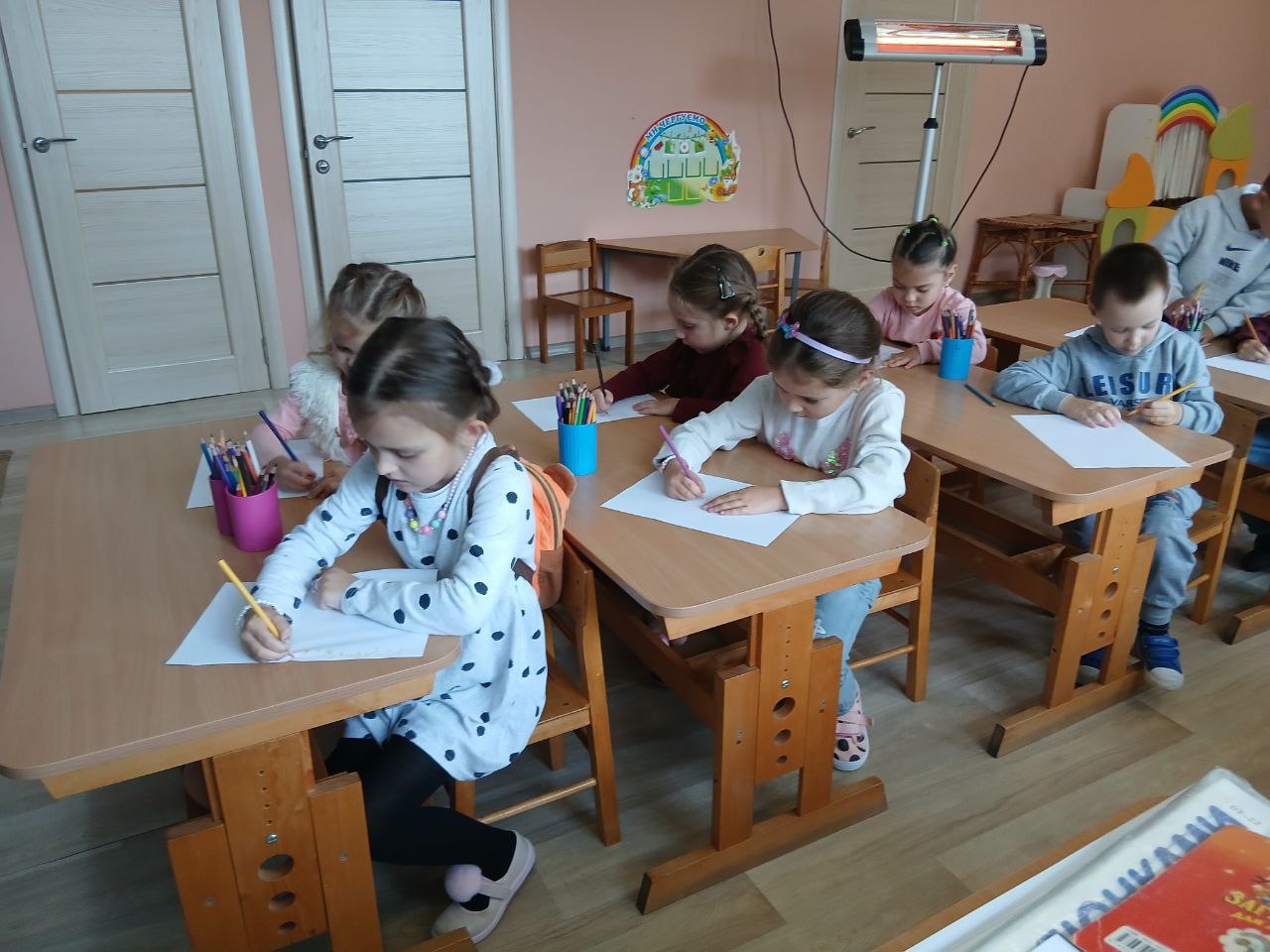 Фото без опису