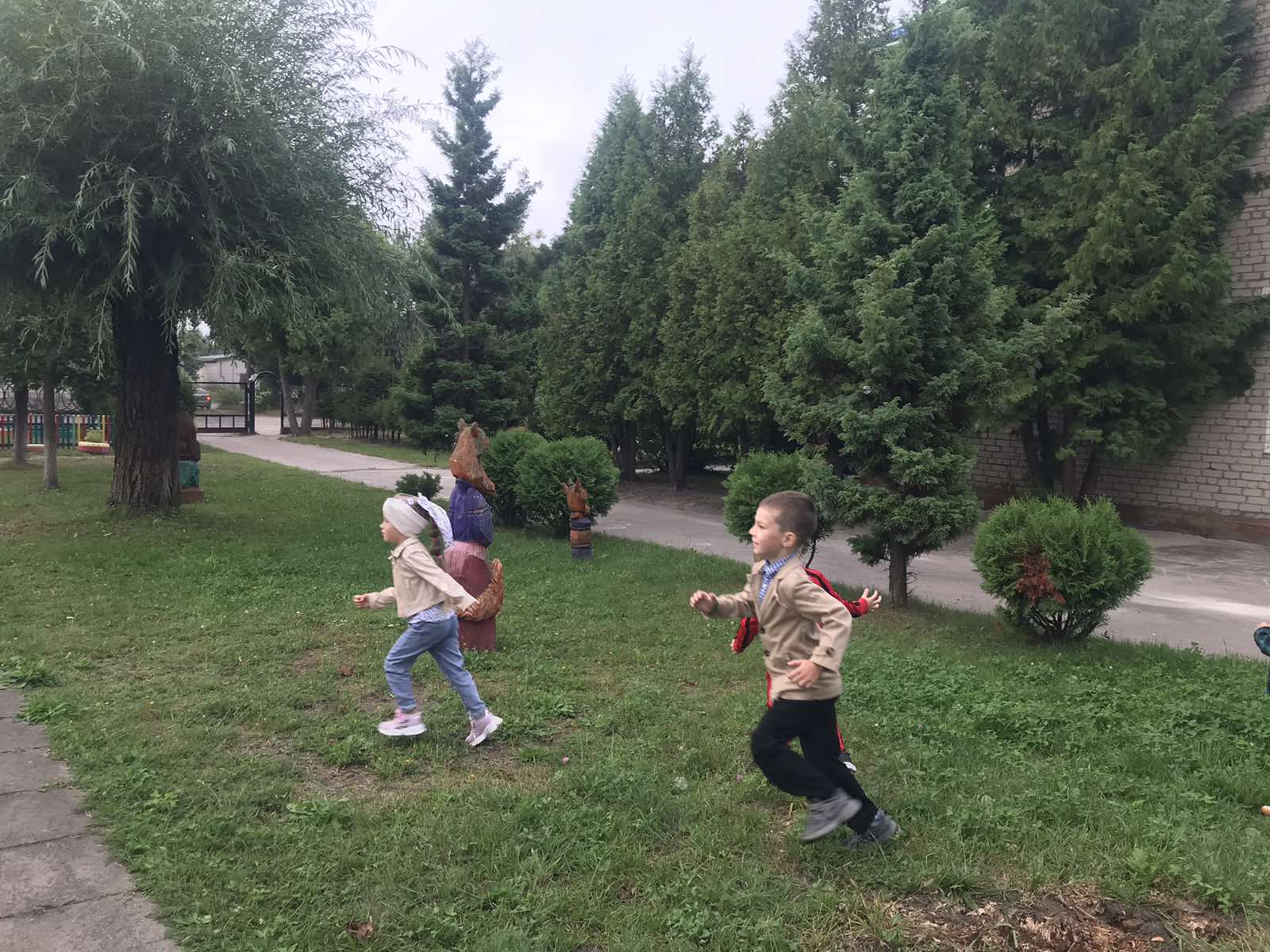 Фото без опису