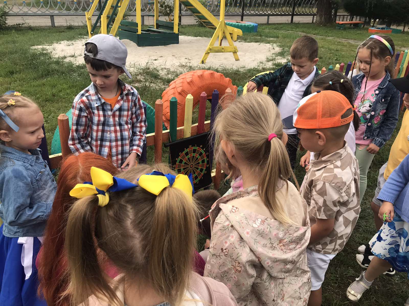 Фото без опису