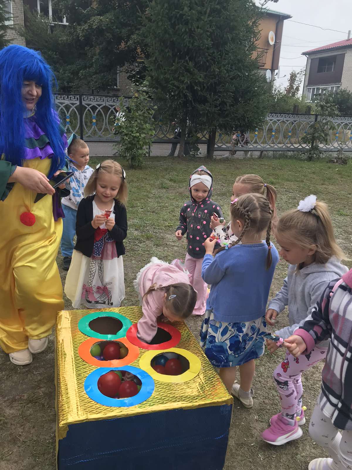 Фото без опису