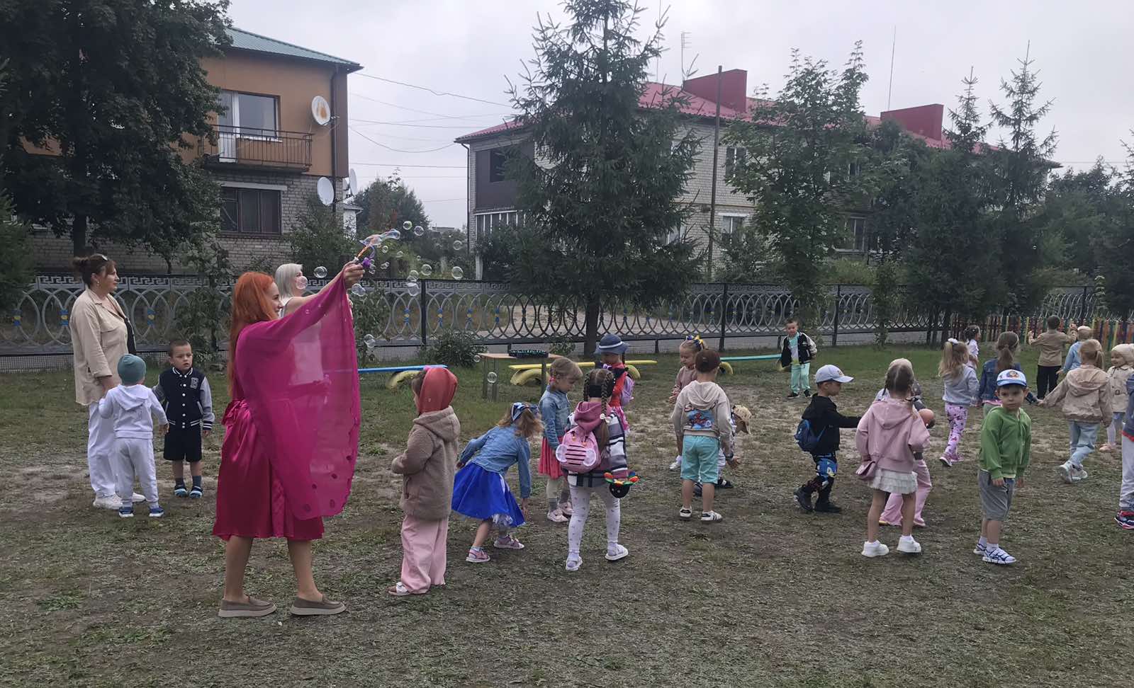 Фото без опису