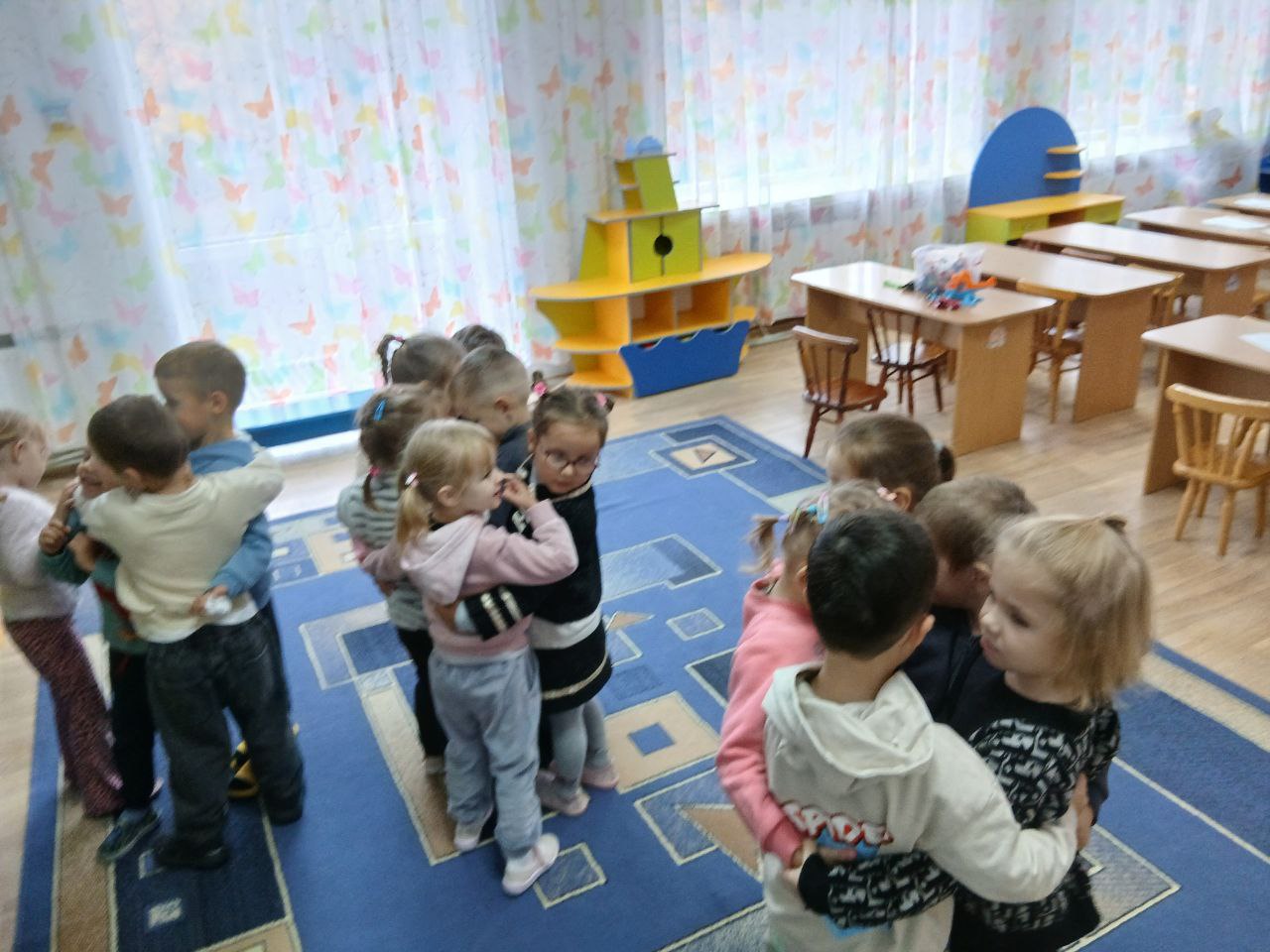 Фото без опису