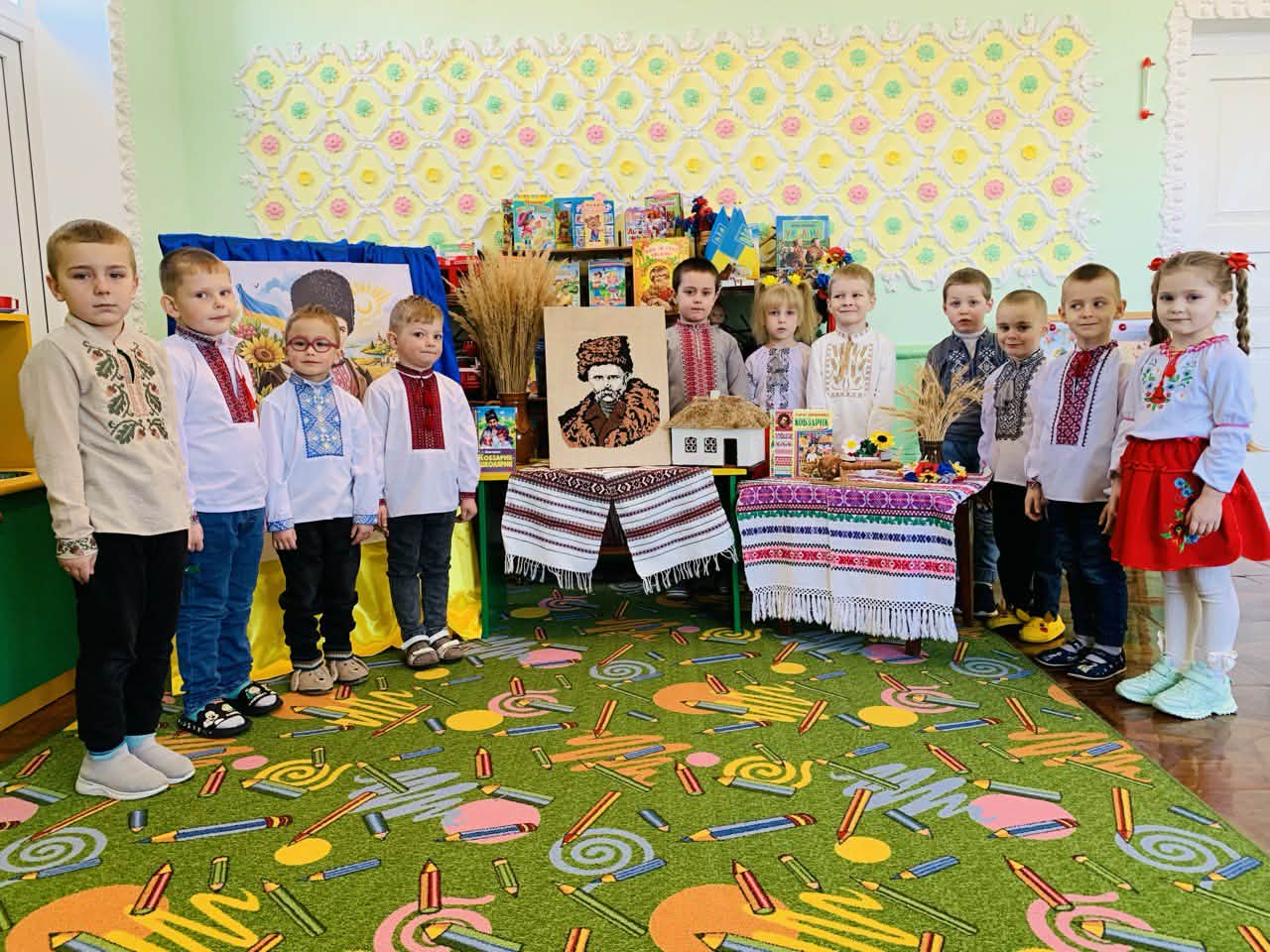 Фото без опису