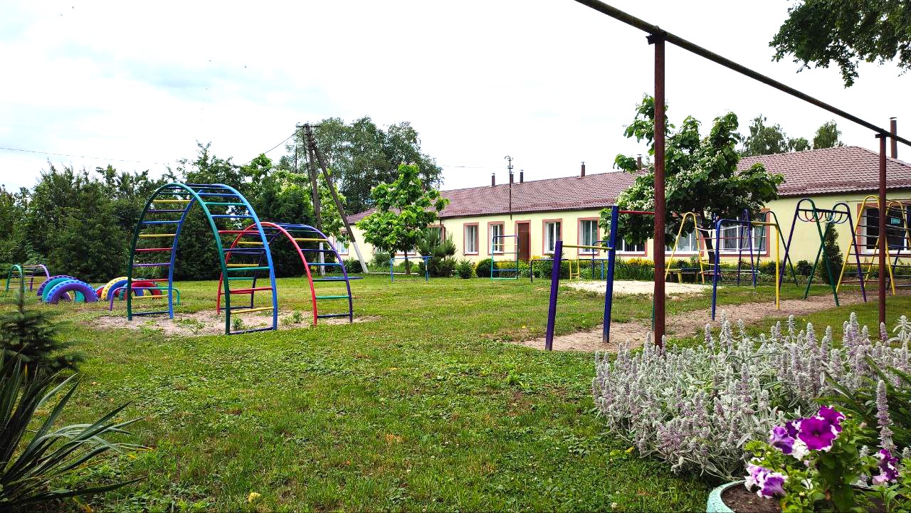 Фото без опису