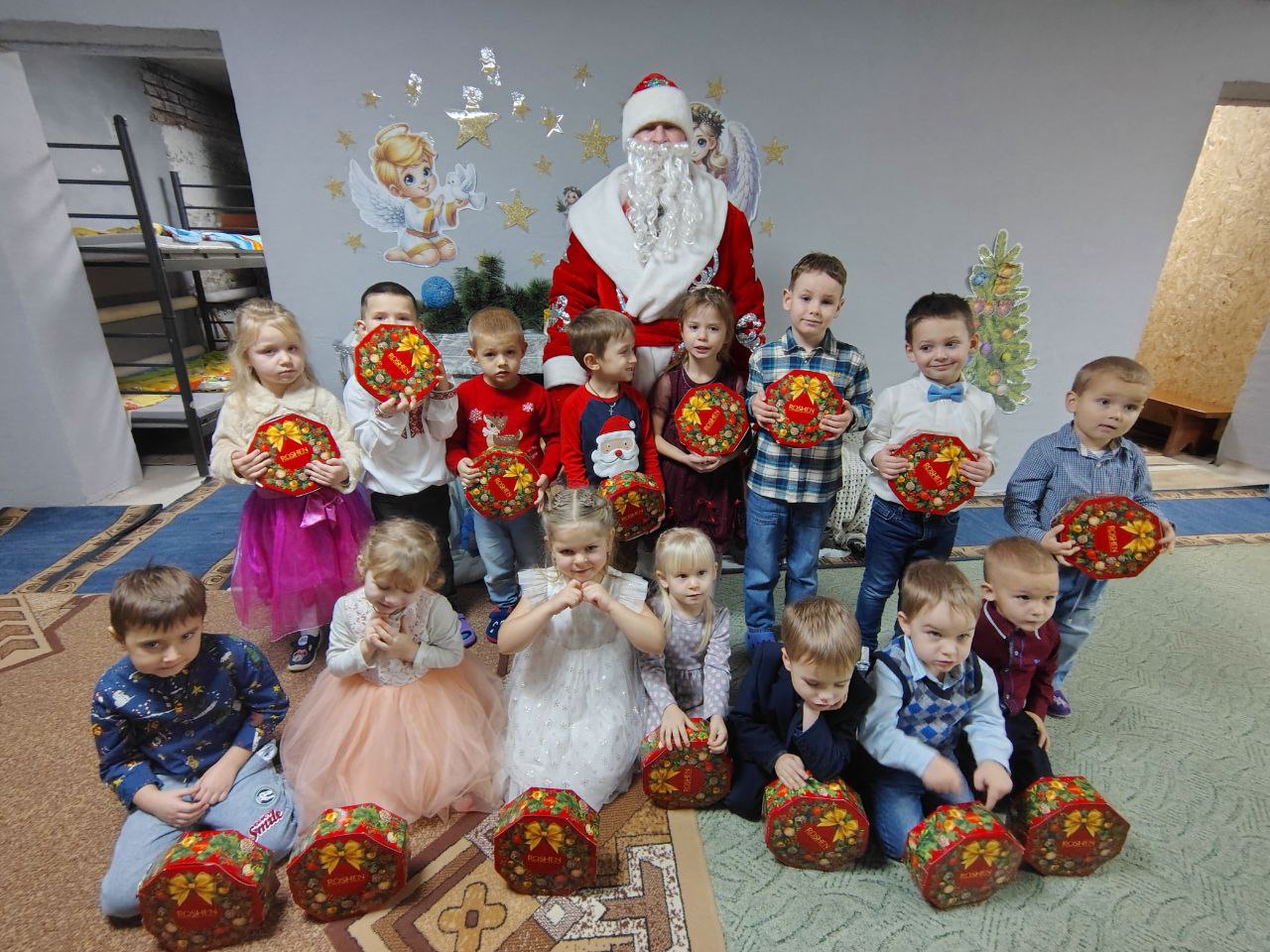 Фото без опису