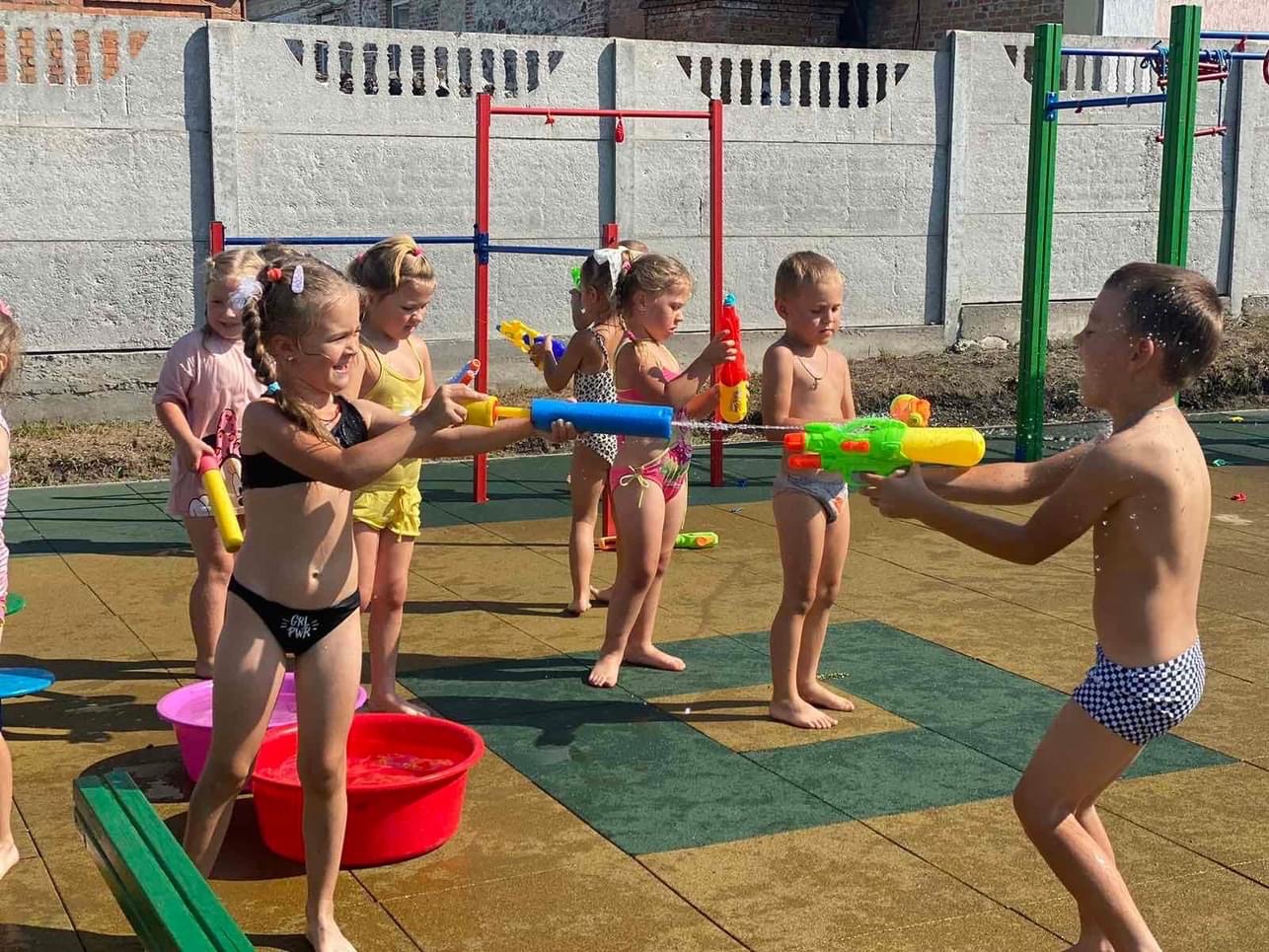 Фото без опису