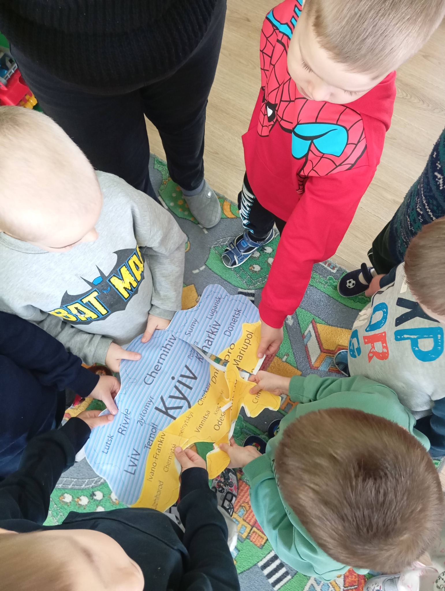 Фото без опису