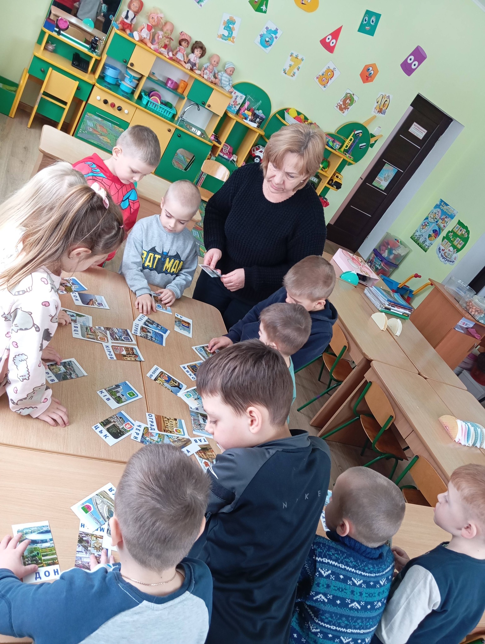 Фото без опису