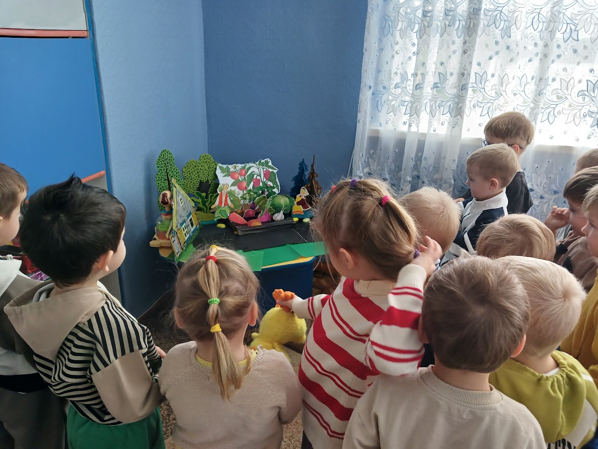 Фото без опису