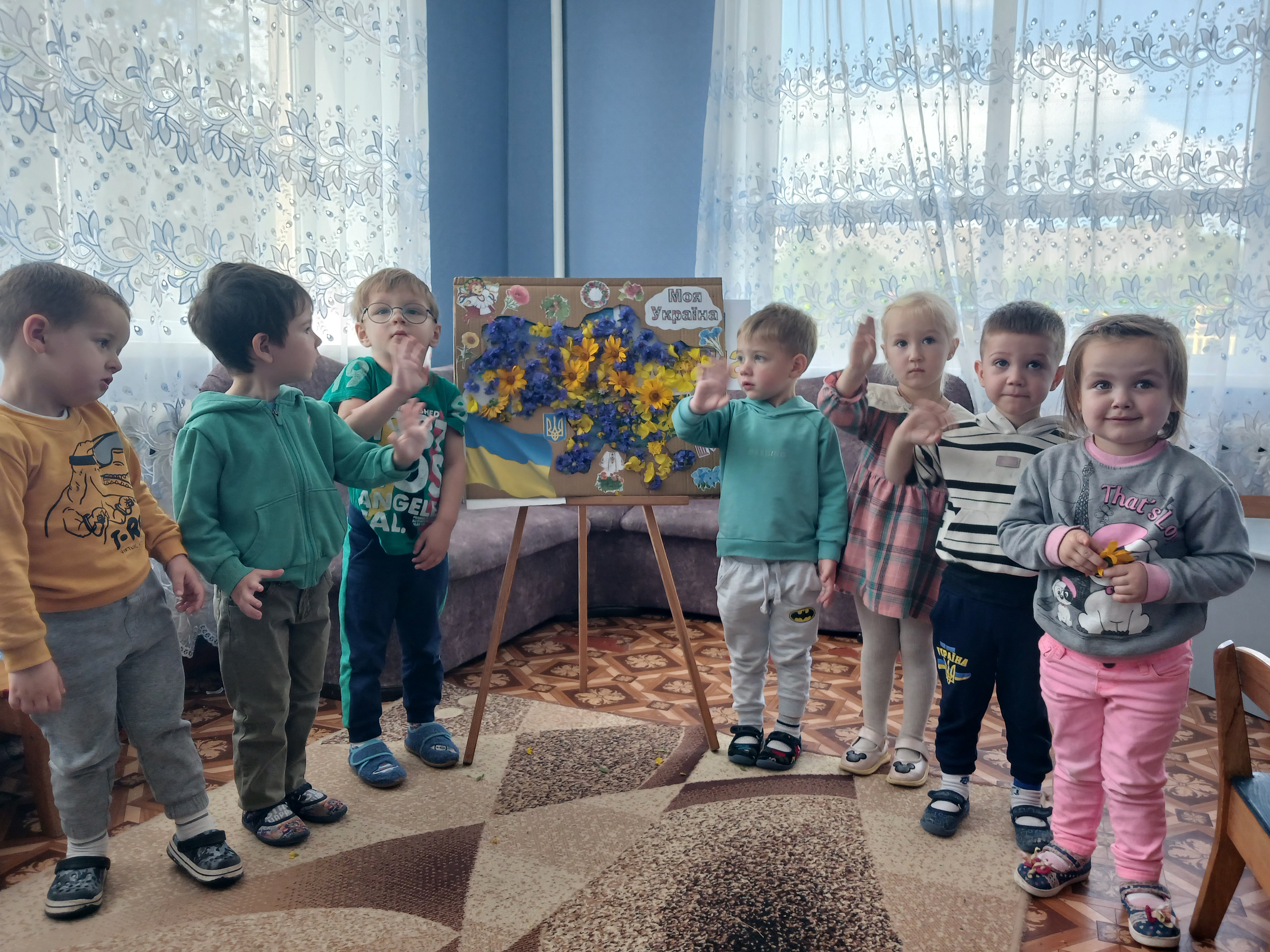 Фото без опису
