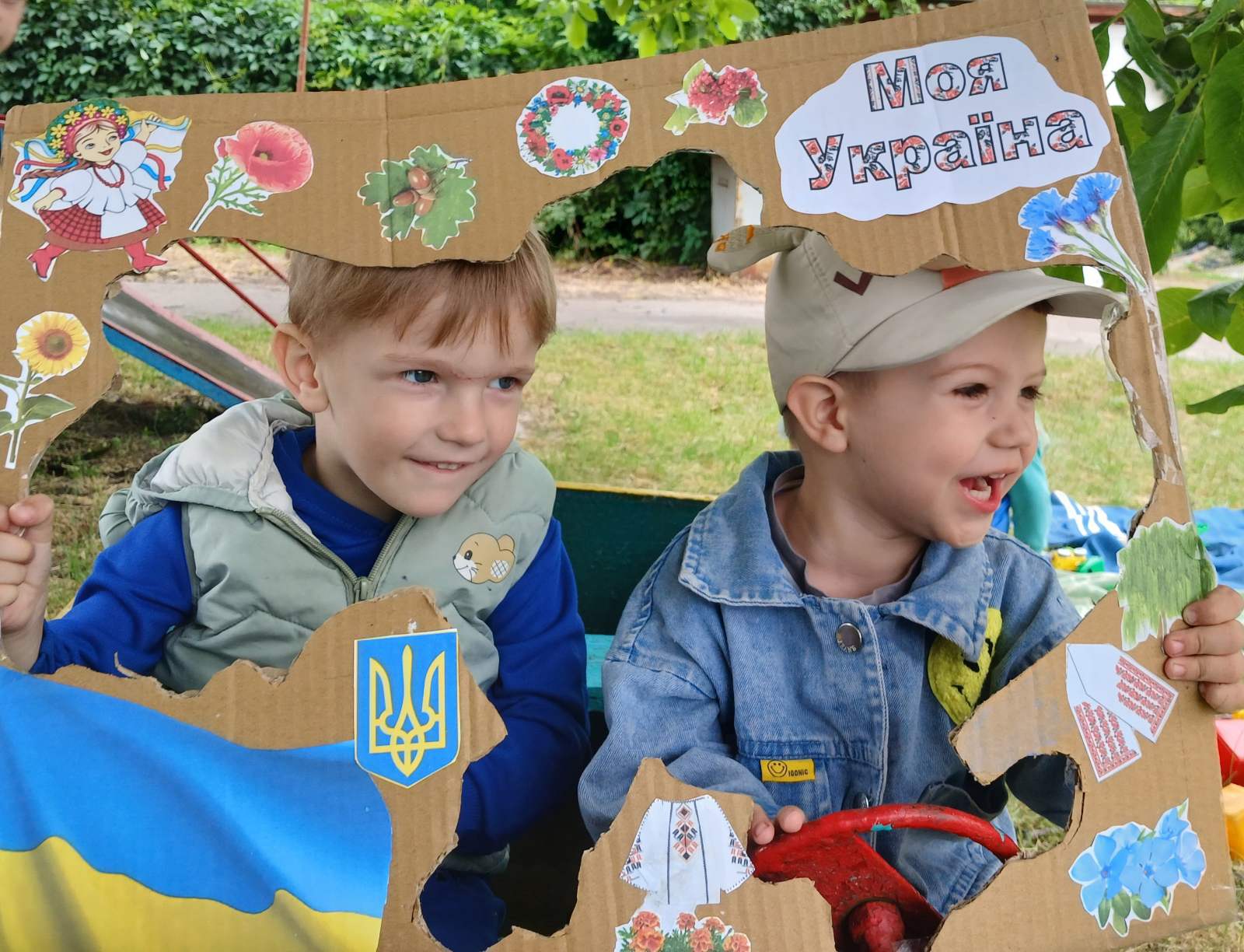 Фото без опису