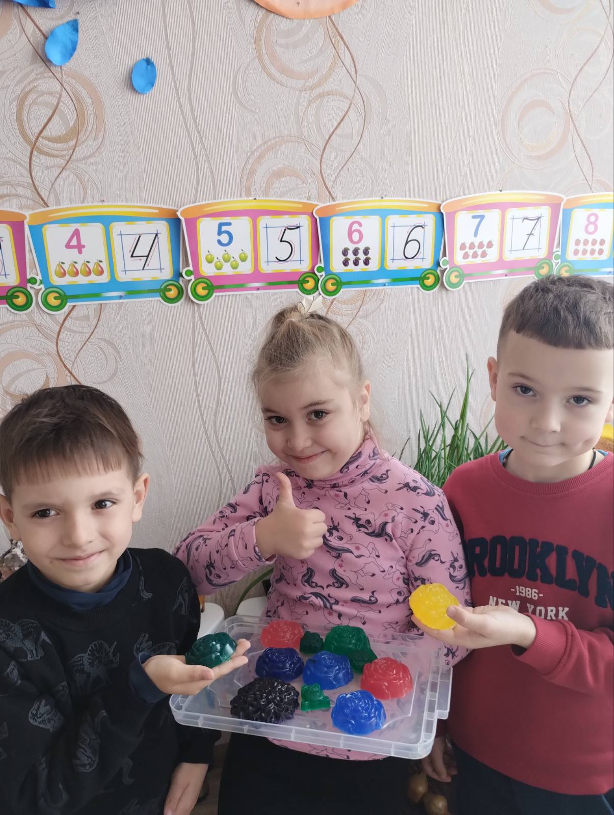 Фото без опису