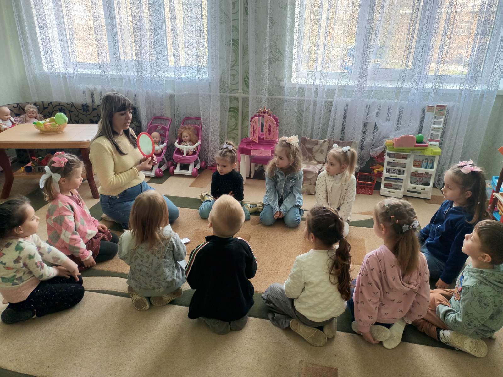 Фото без опису