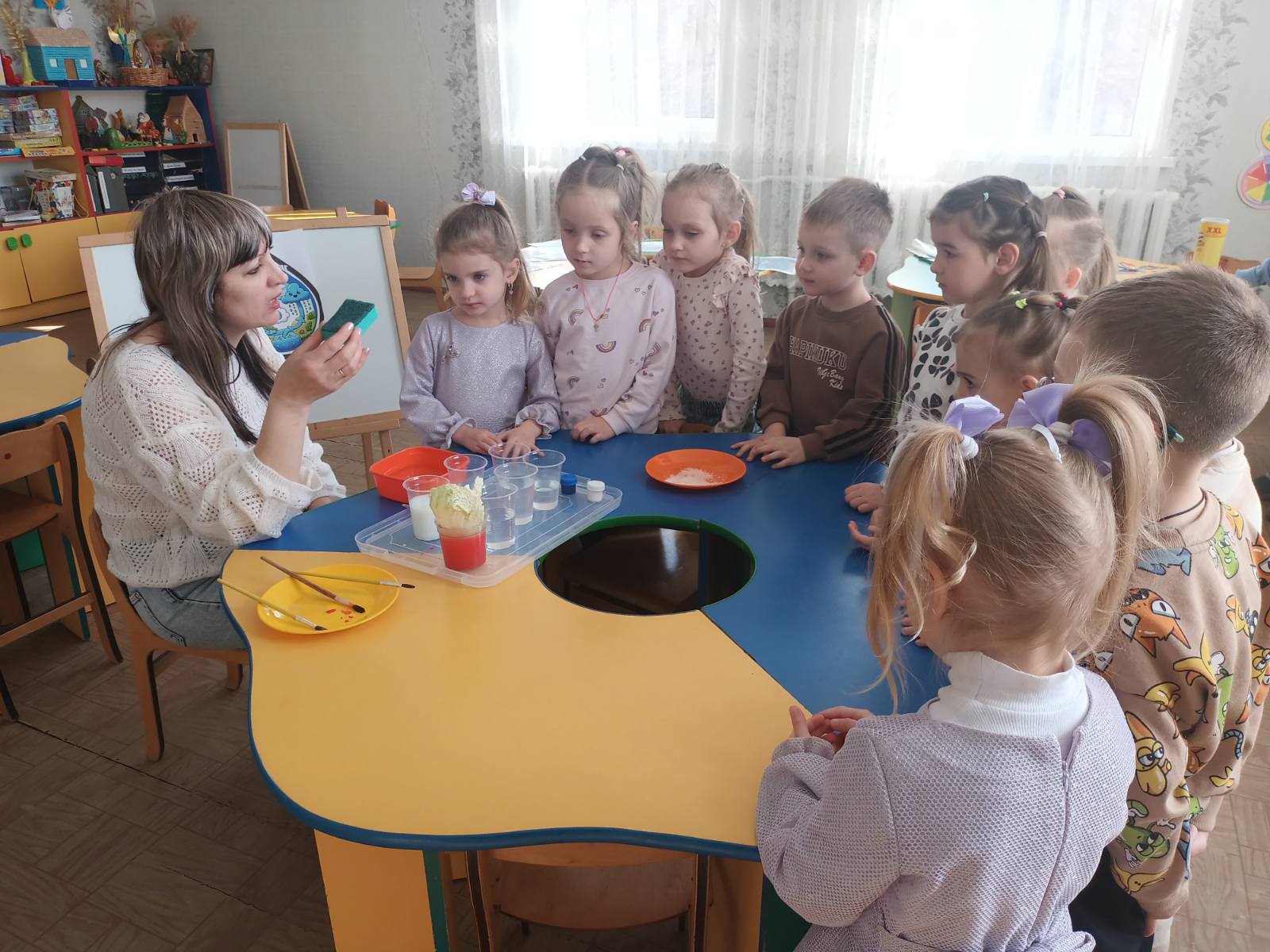 Фото без опису