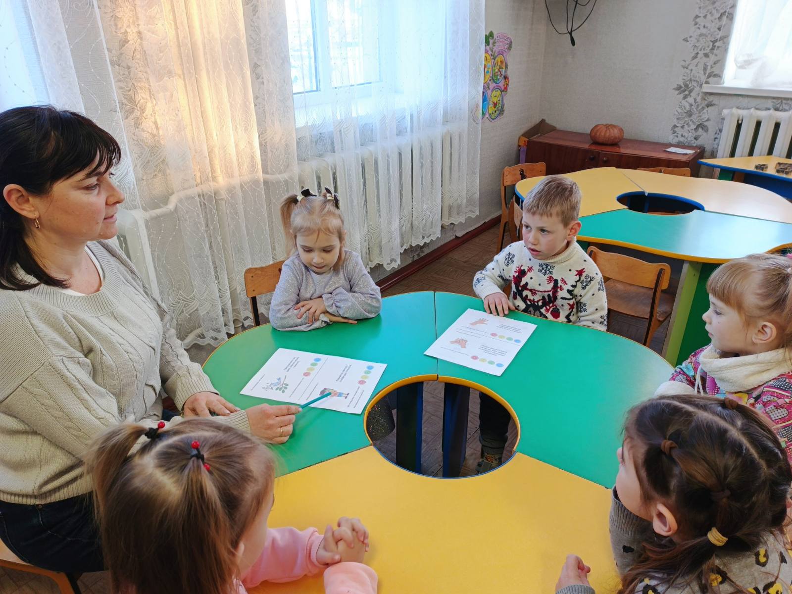 Фото без опису