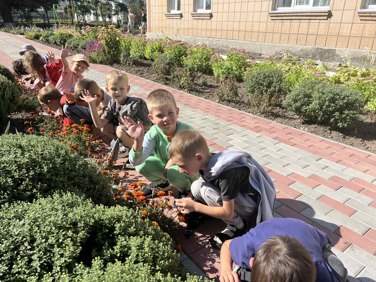Фото без опису
