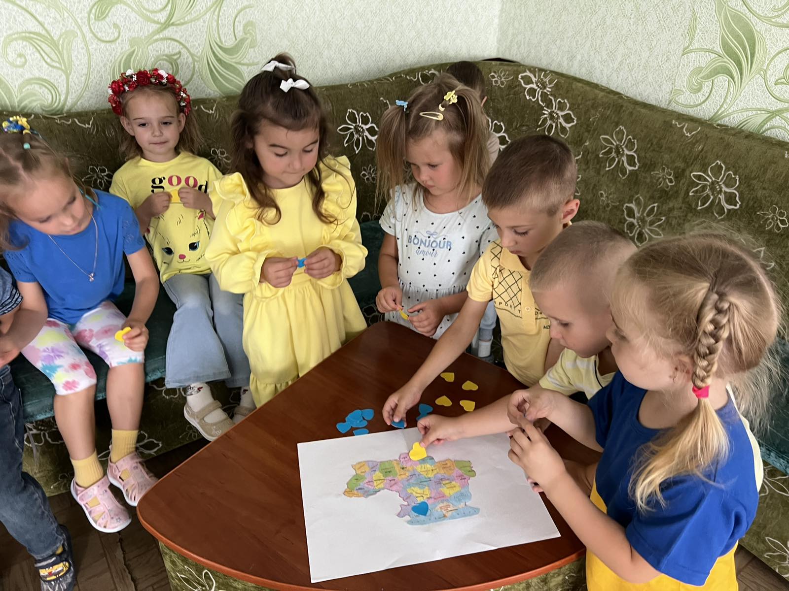 Фото без опису