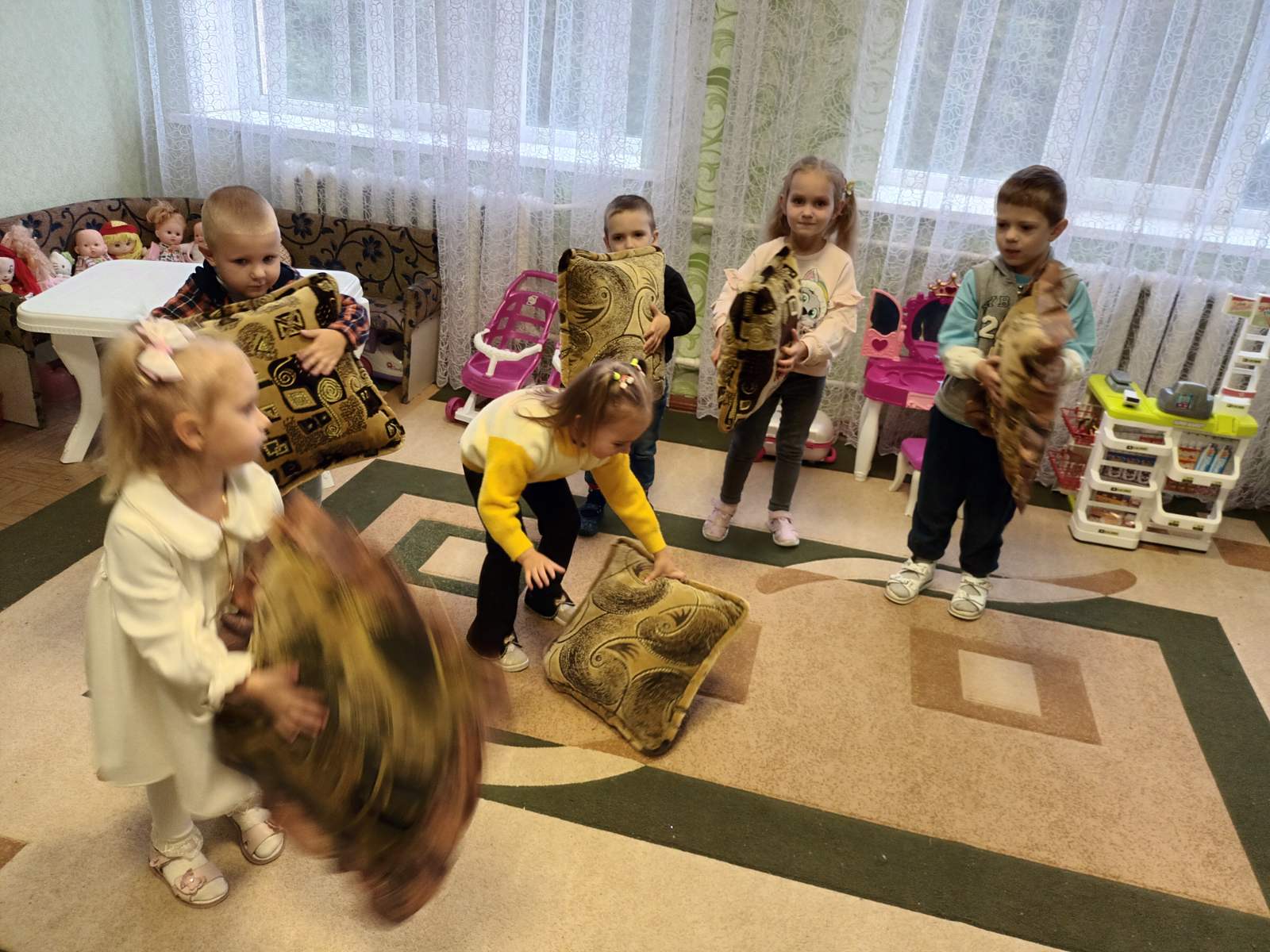 Фото без опису